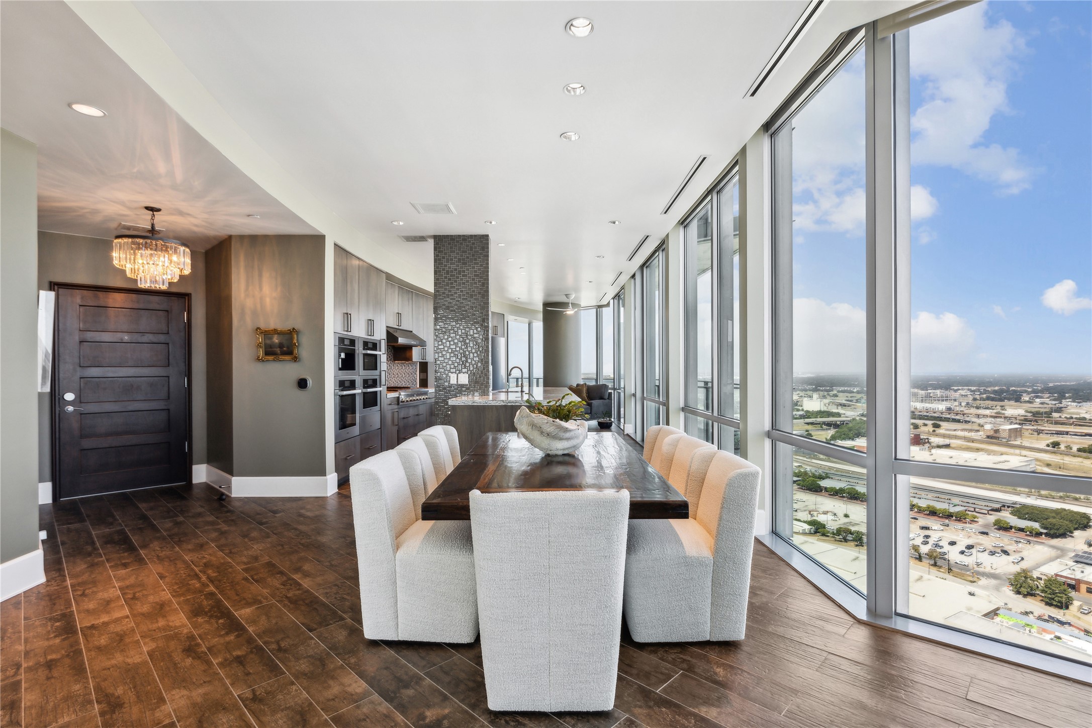 Luxury Living in the Omni Residences