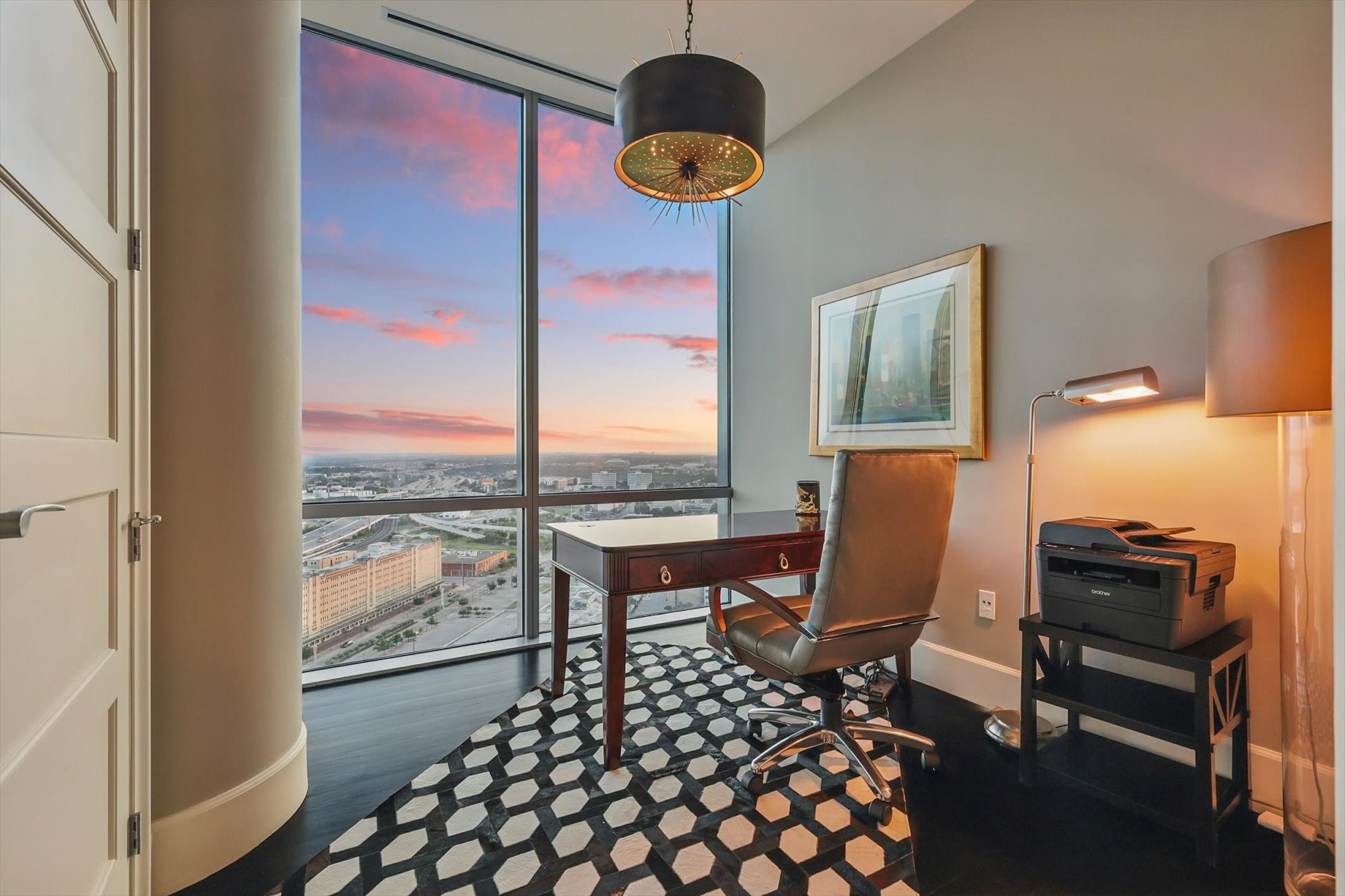 1301 THROCKMORTON Street 2401