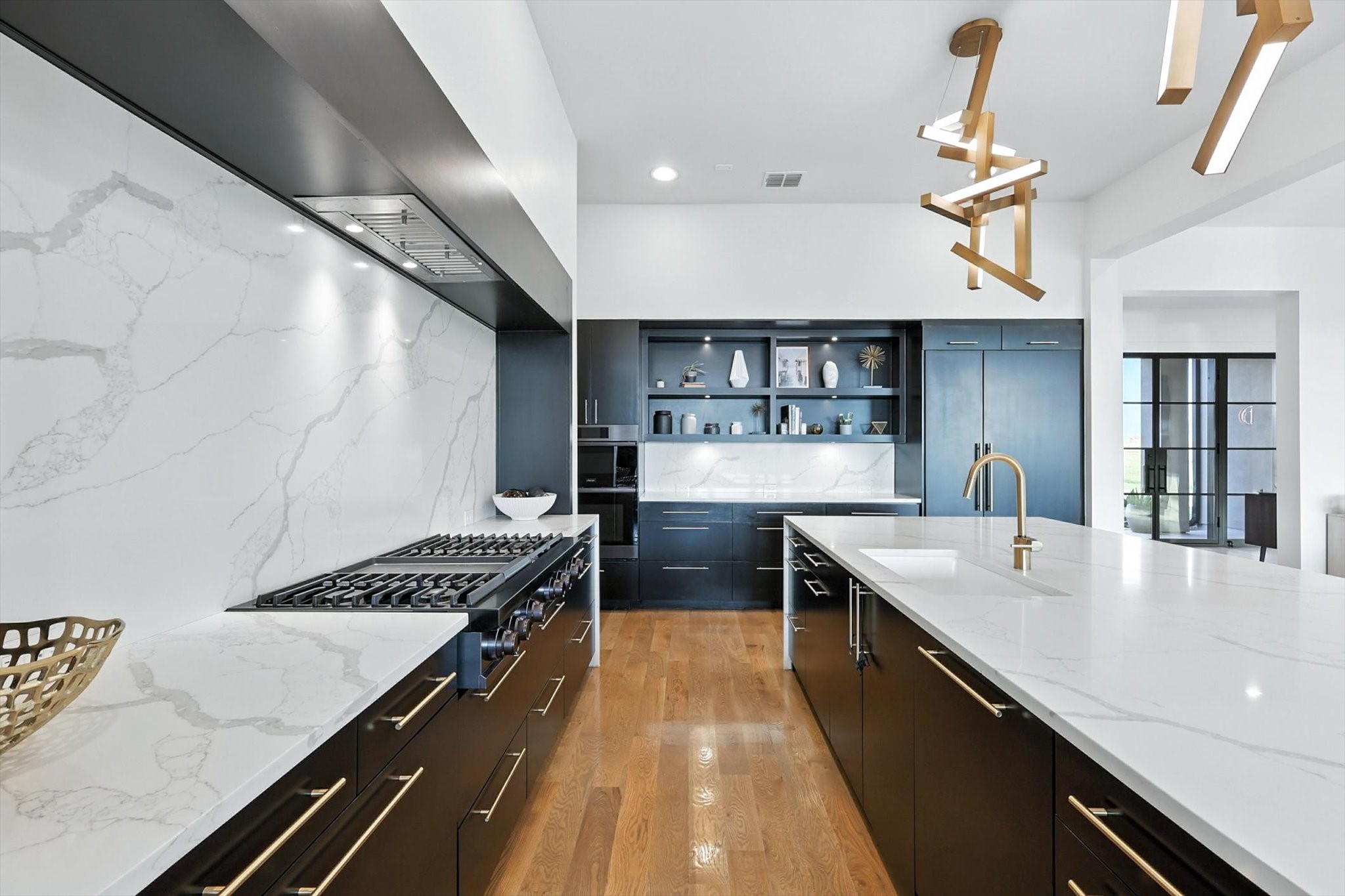 11102 East Rocky Creek