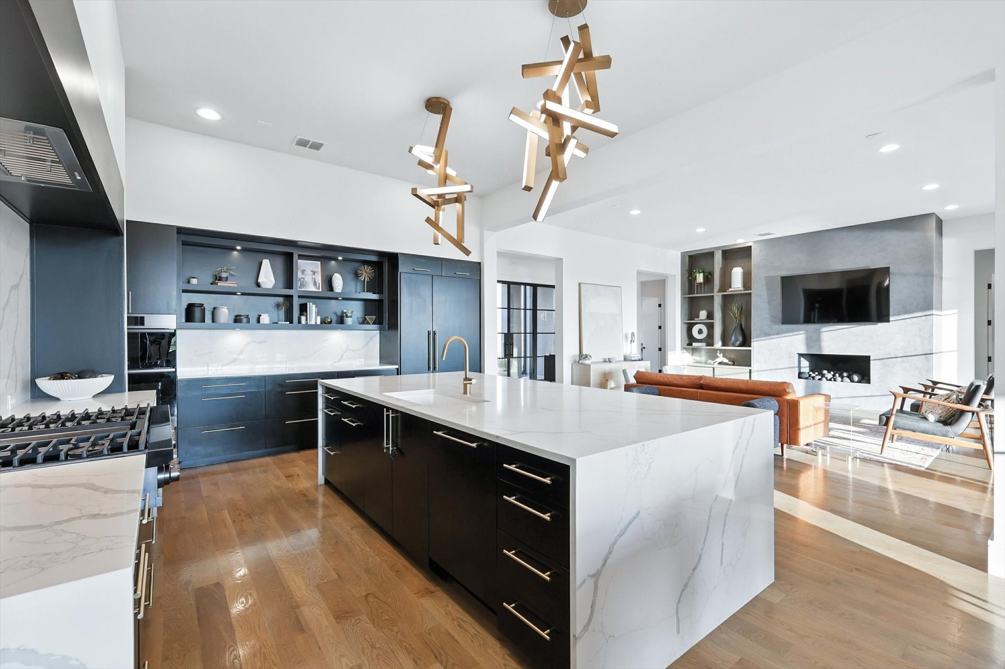 11102 East Rocky Creek