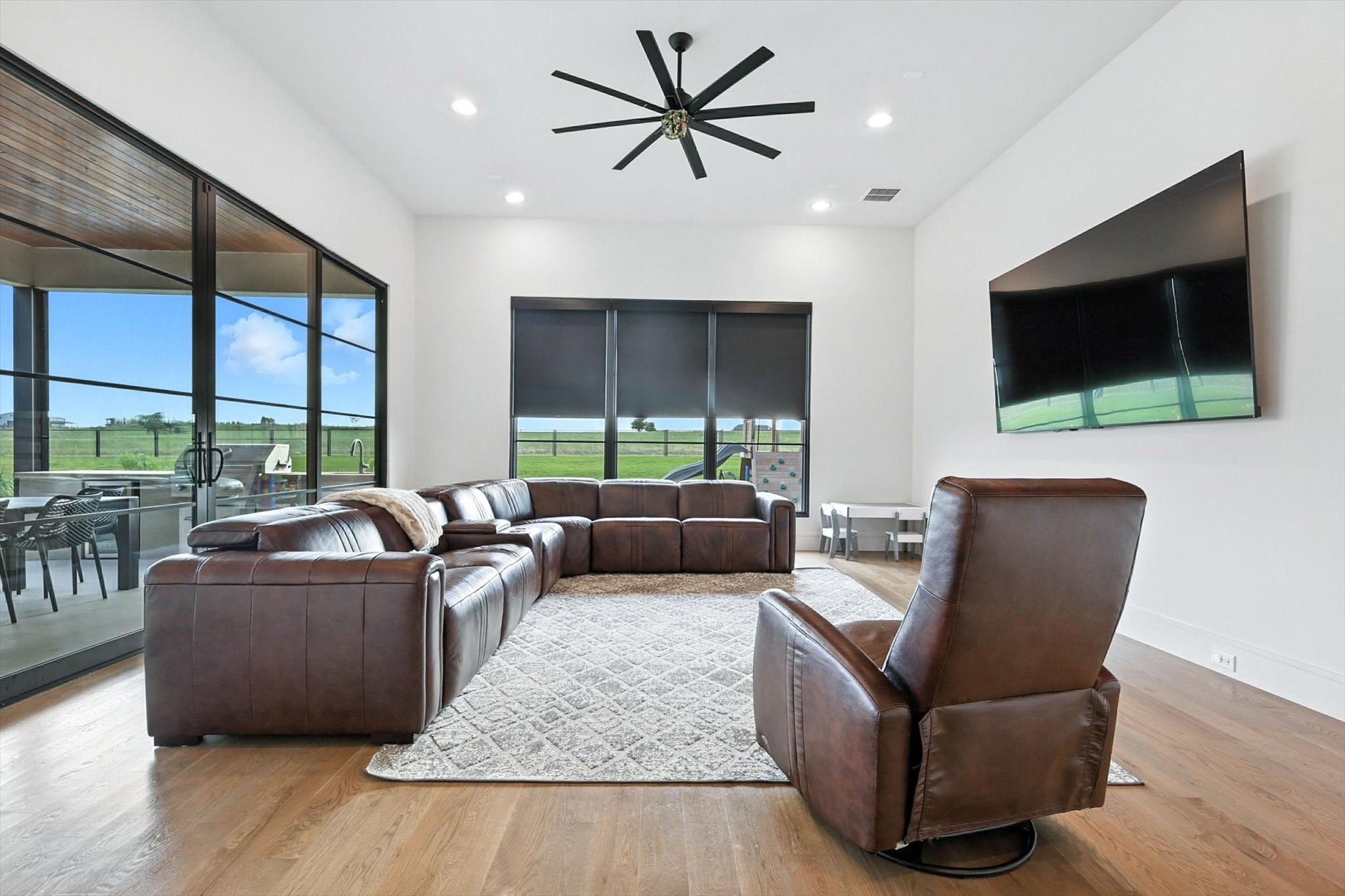 11102 East Rocky Creek