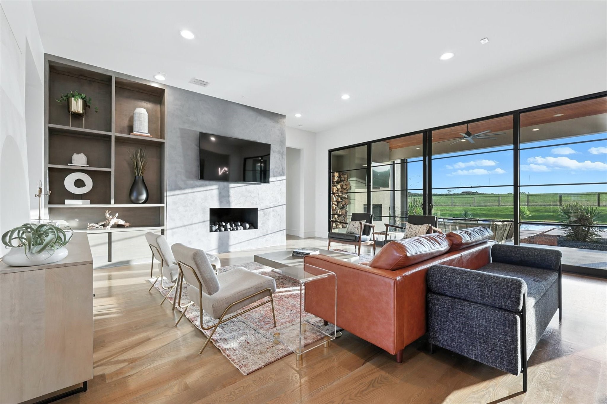 11102 East Rocky Creek