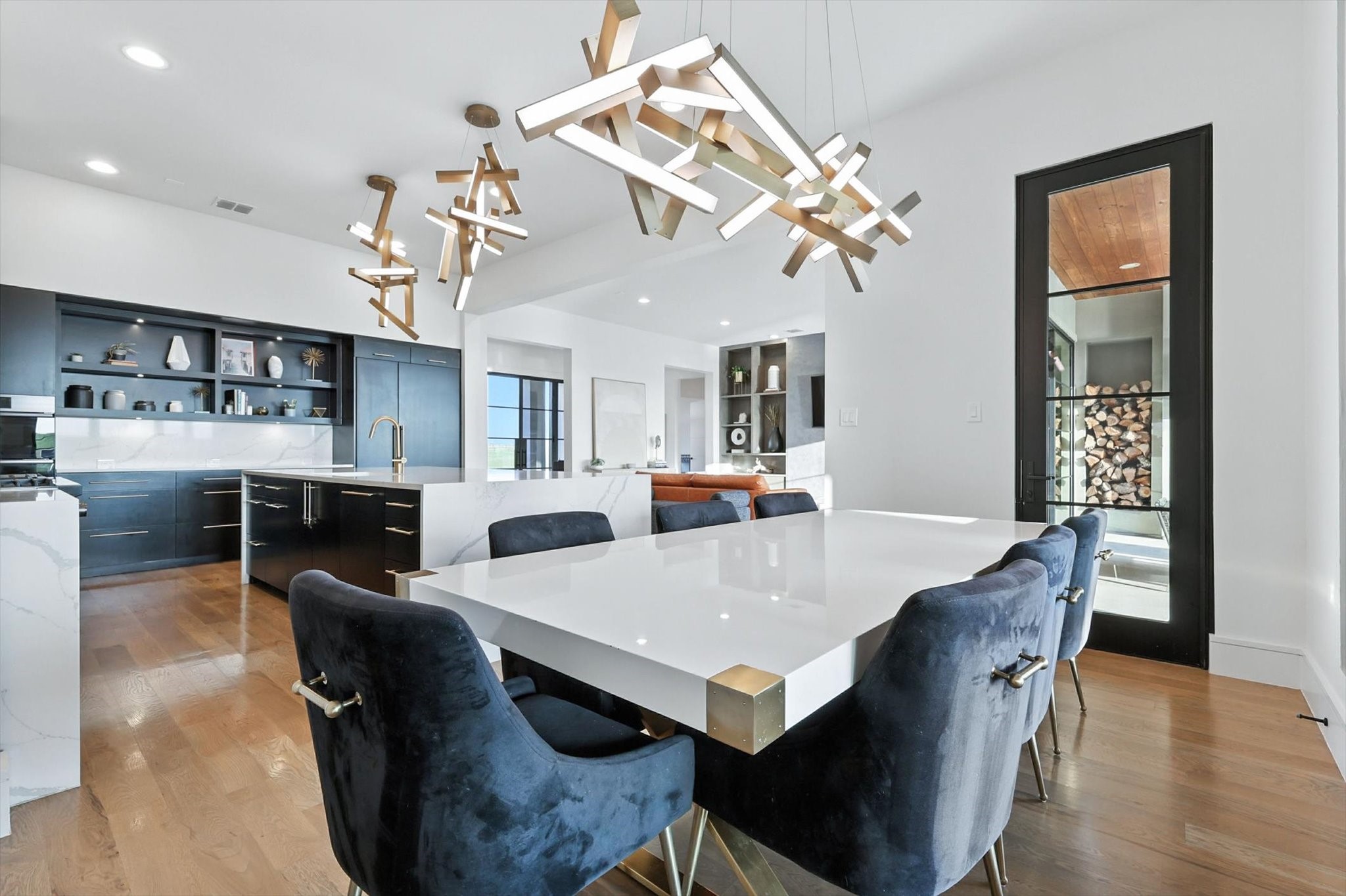 11102 East Rocky Creek