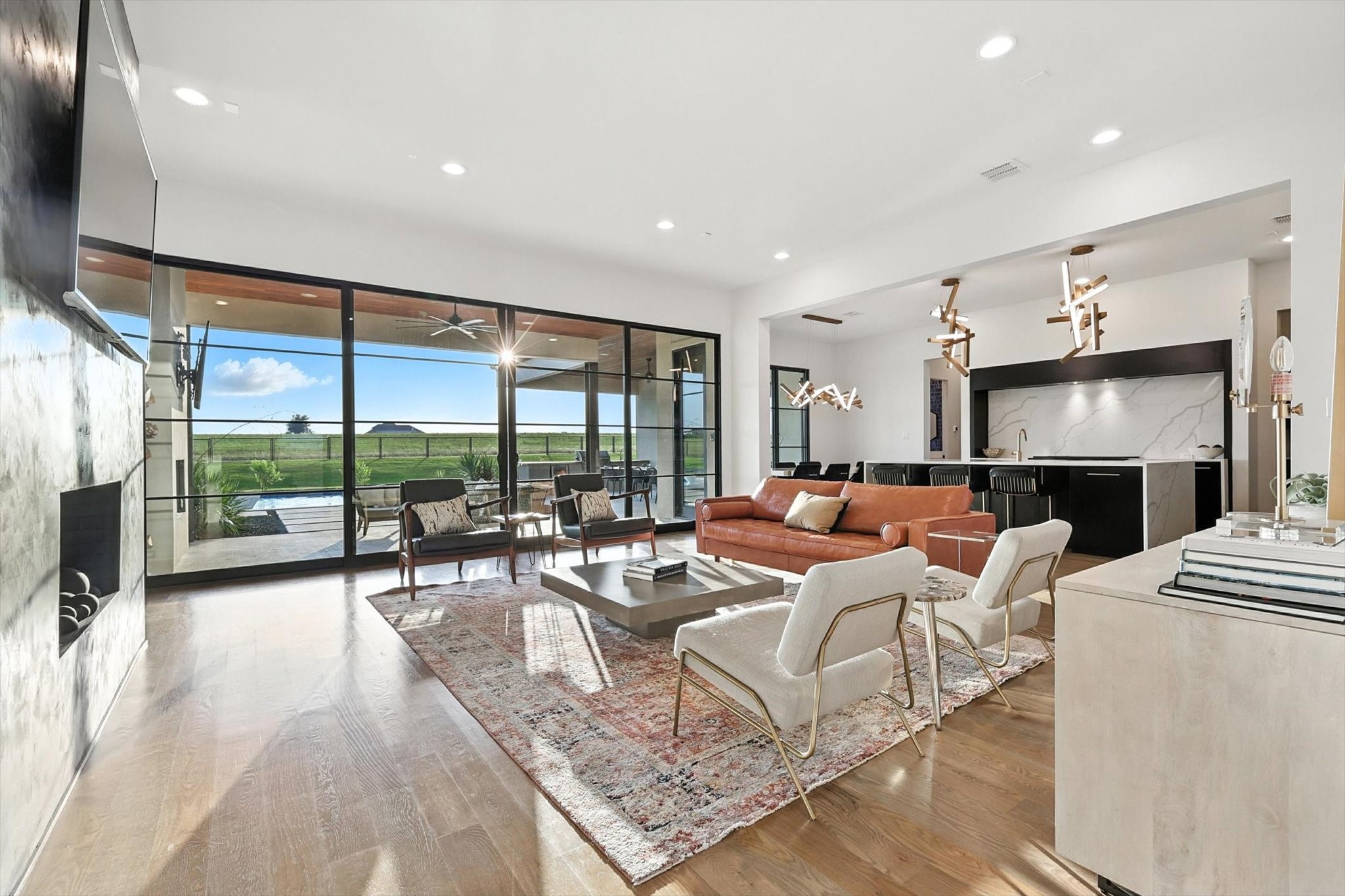 11102 East Rocky Creek