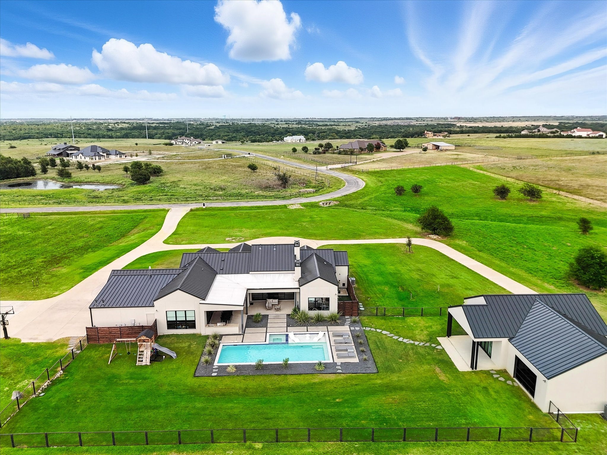 11102 East Rocky Creek