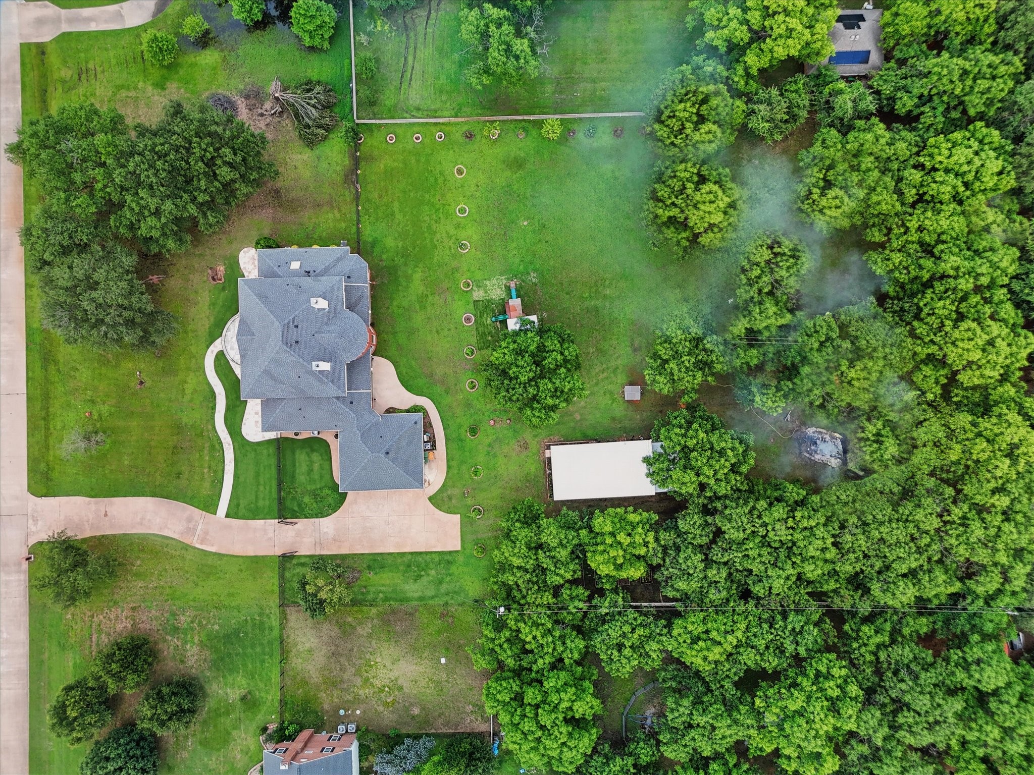 6260 Oak Hollow Drive