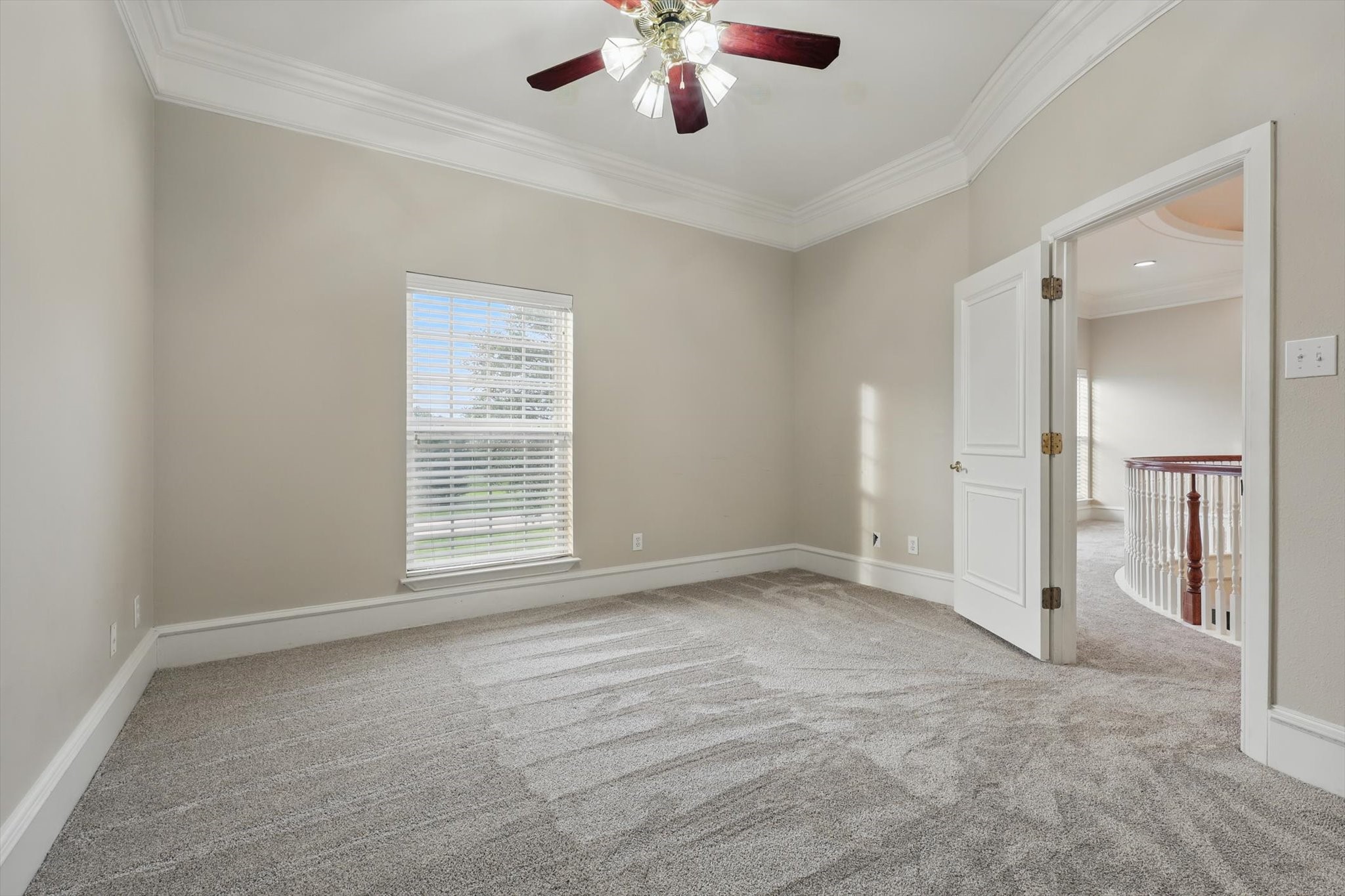 6260 Oak Hollow Drive