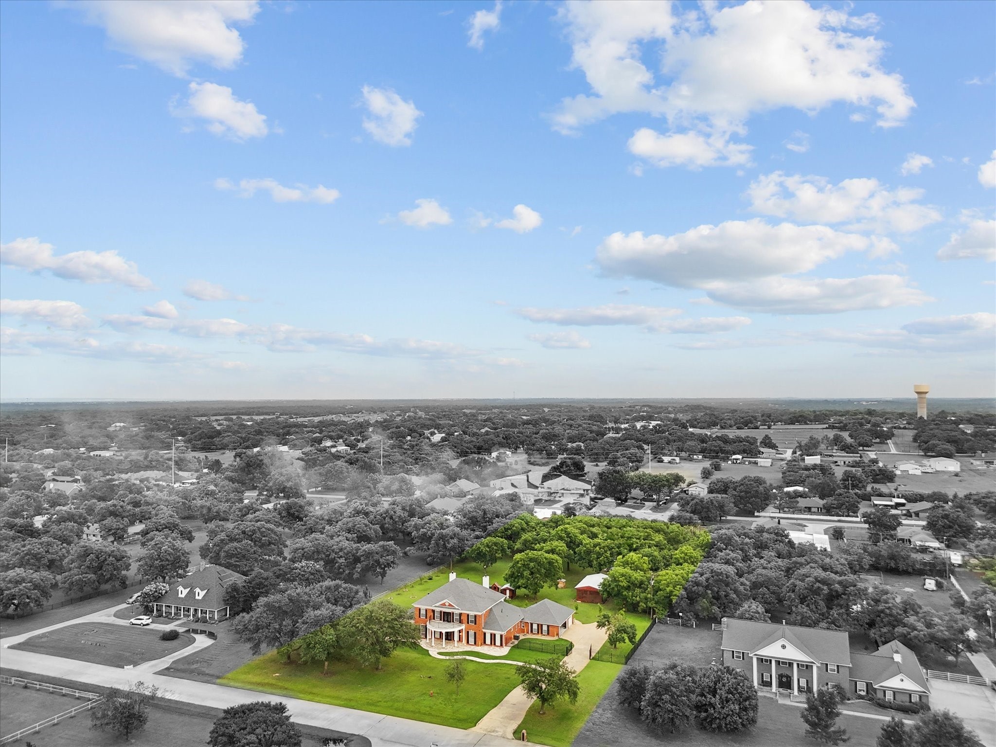 6260 Oak Hollow Drive