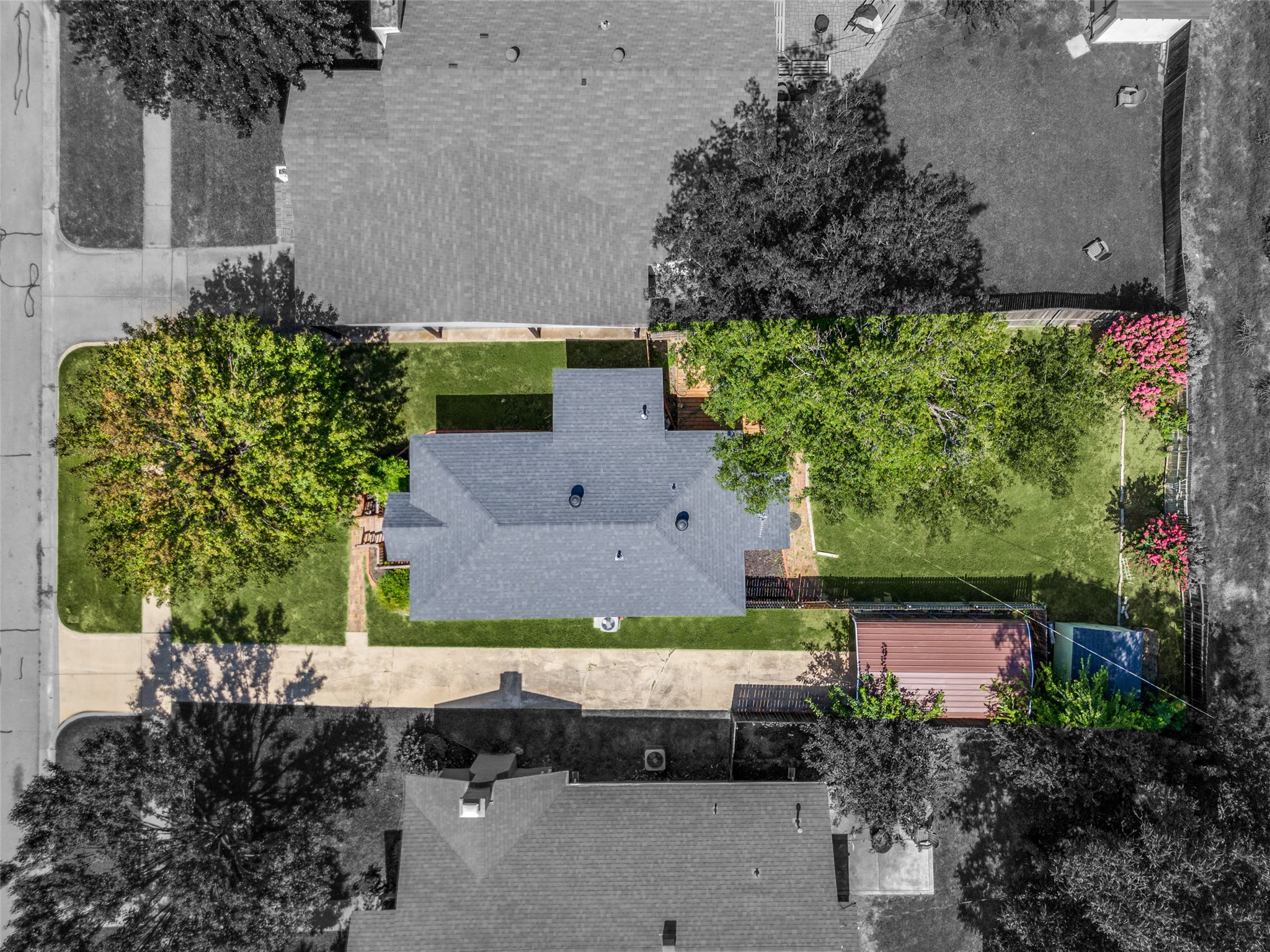 4812 Calmont Avenue