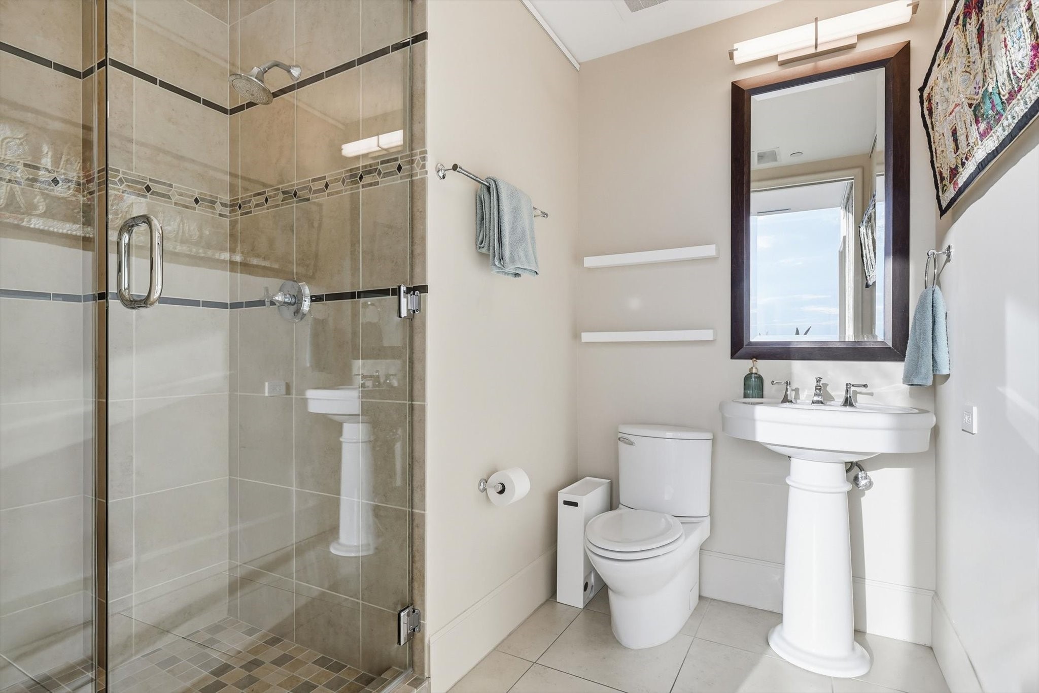 1301 Throckmorton Street 2705