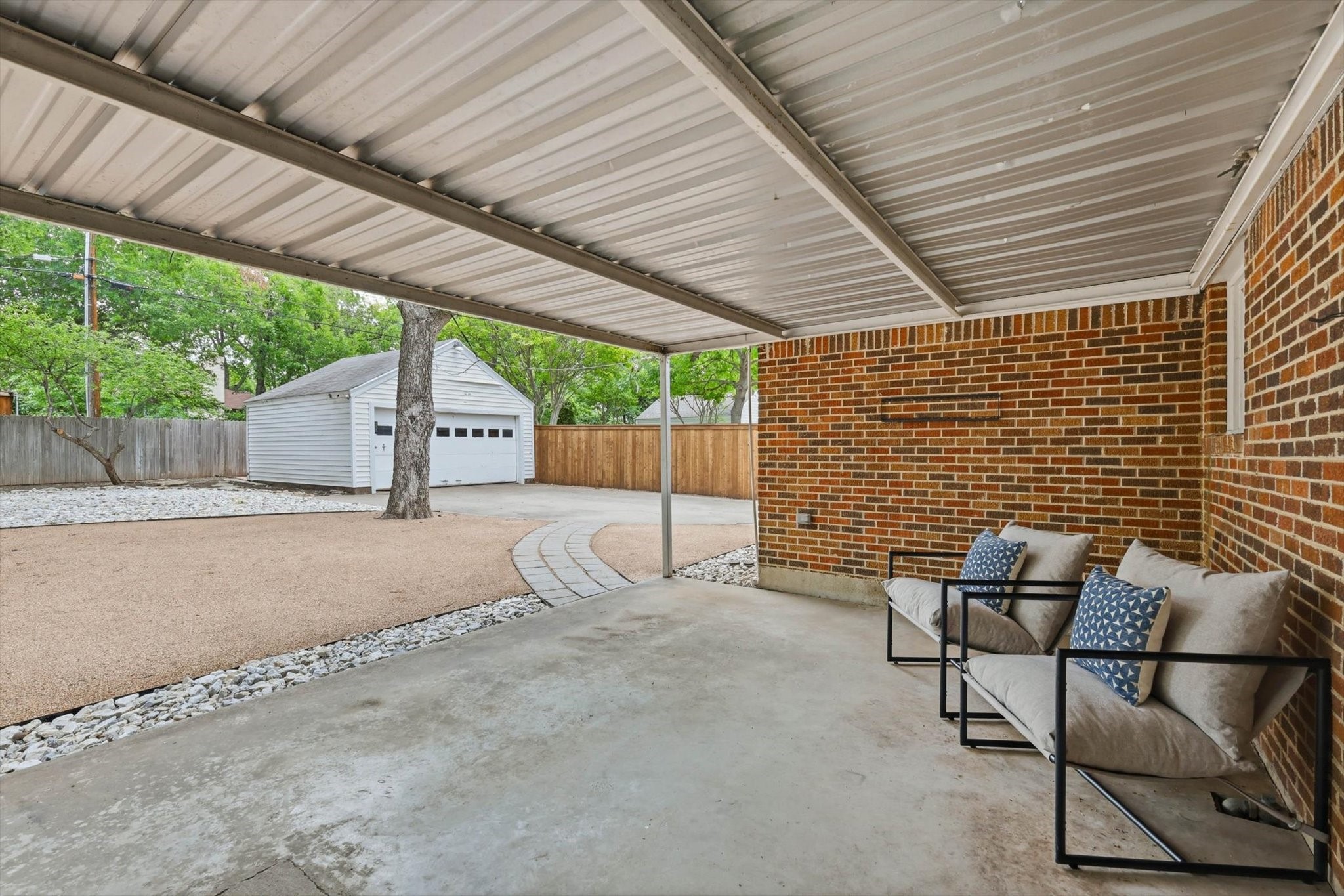 3525 Stadium Drive