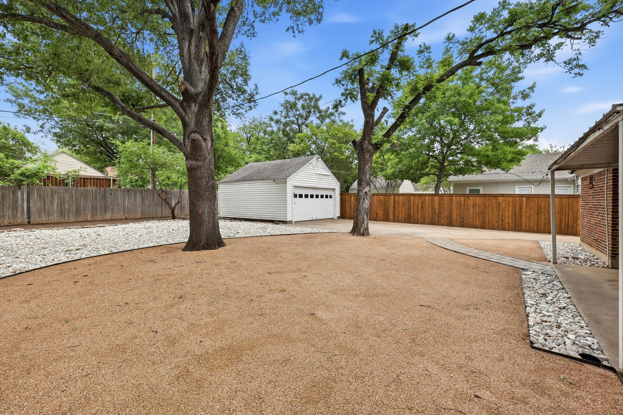 3525 Stadium Drive