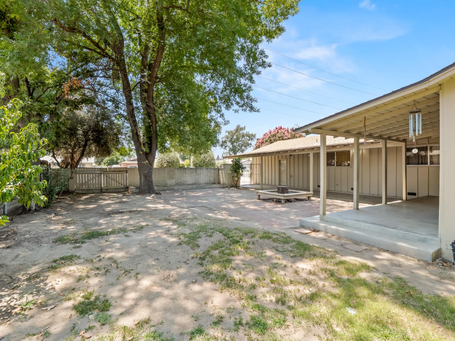1004 W Walnut Avenue