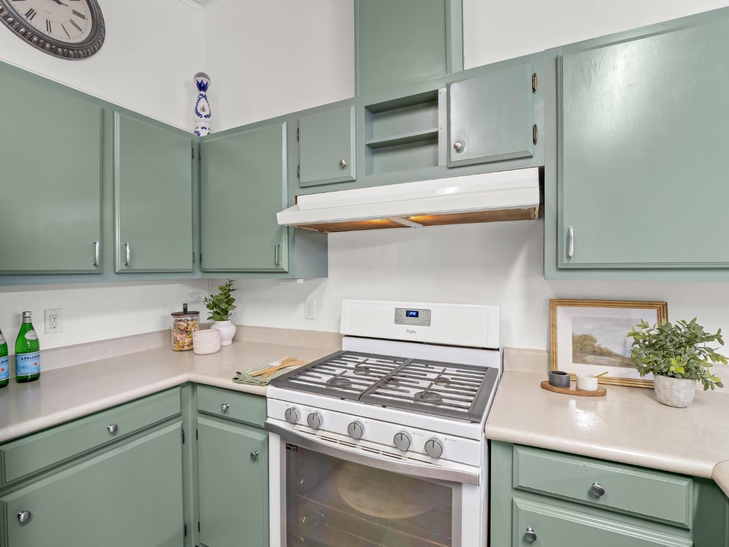 4640 S Terrace