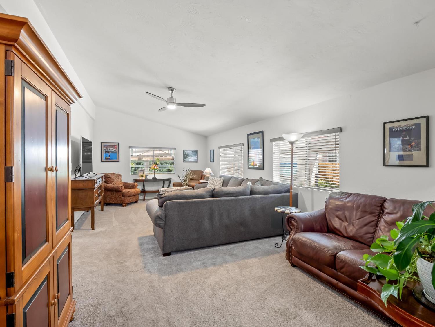 4640 S Terrace