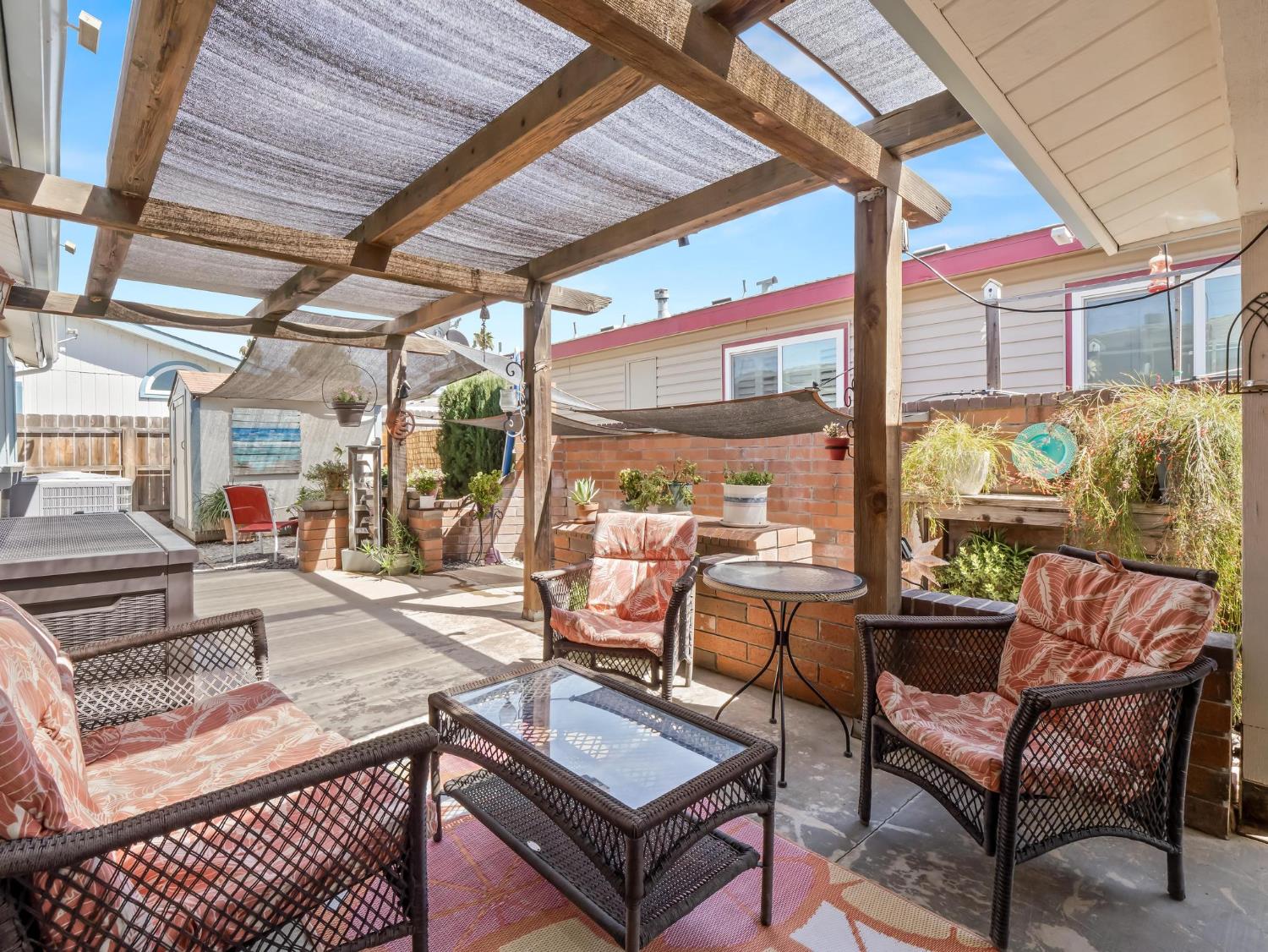 4640 S Terrace