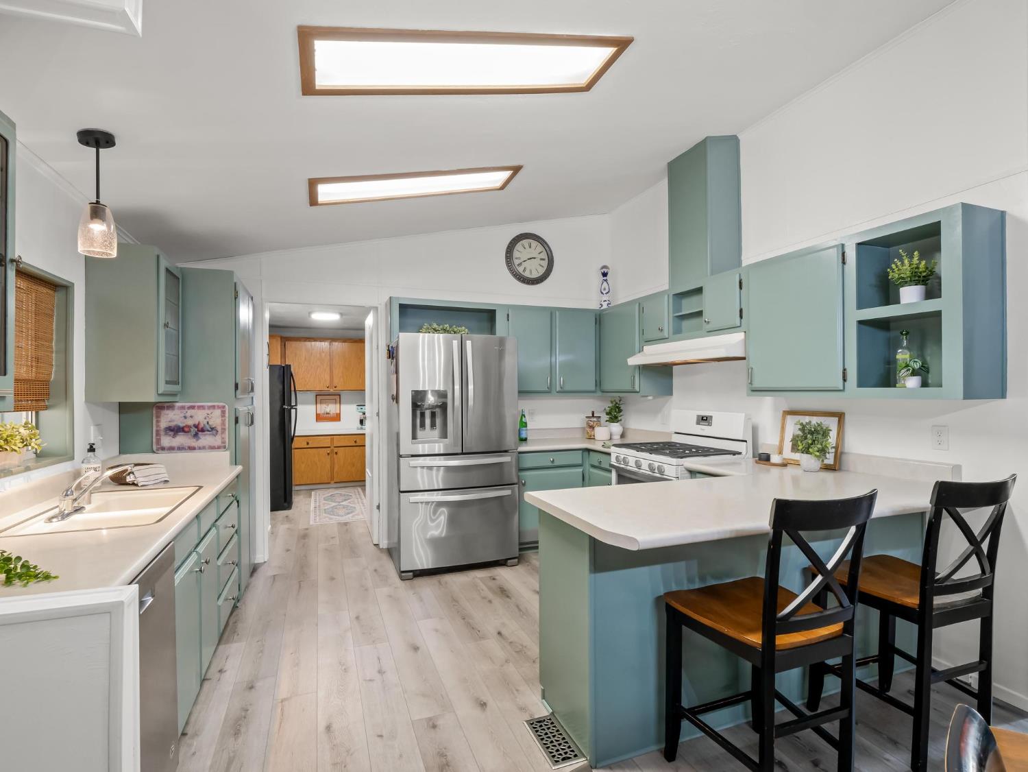 4640 S Terrace