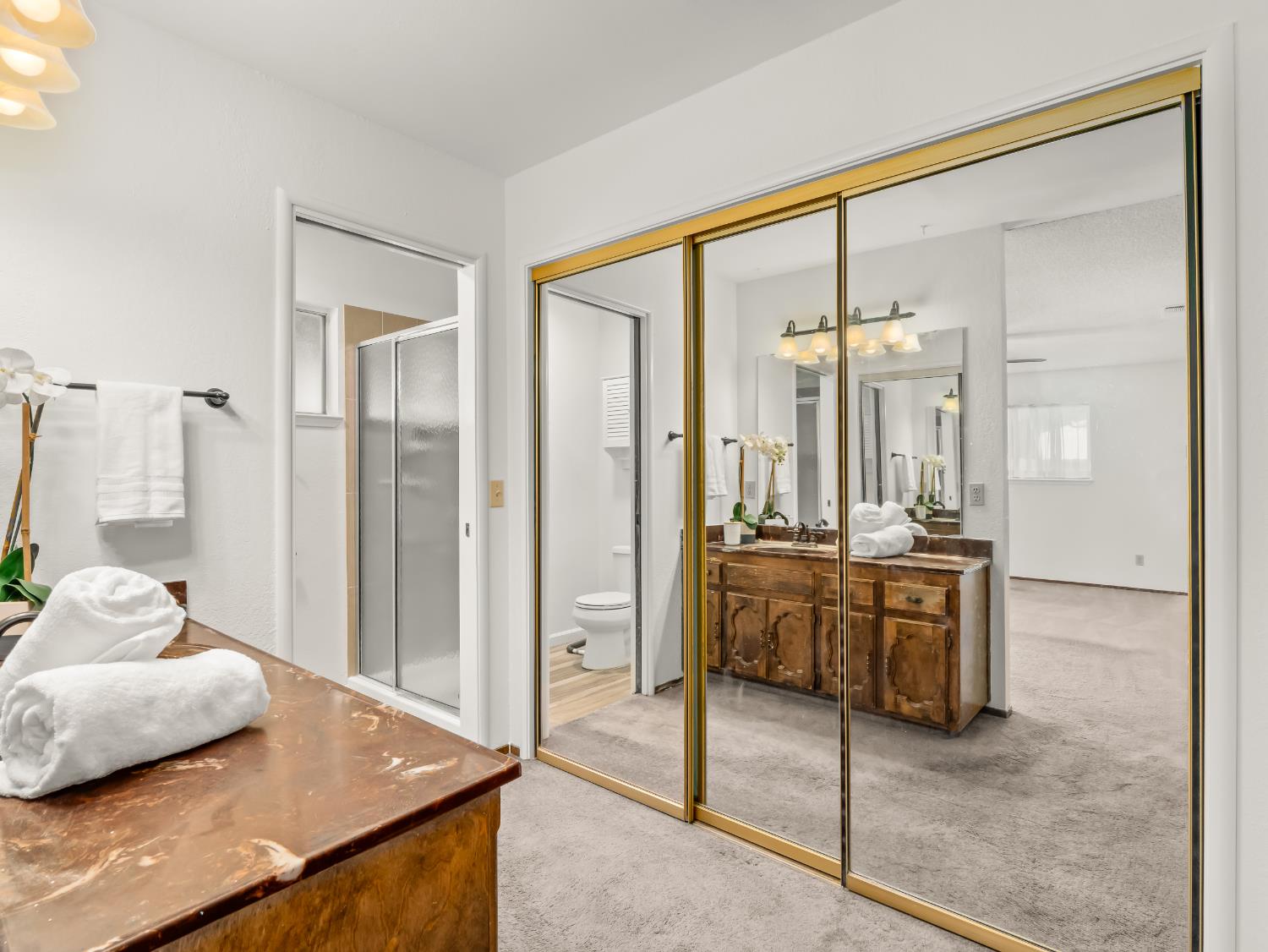 3006 S Vintage Street