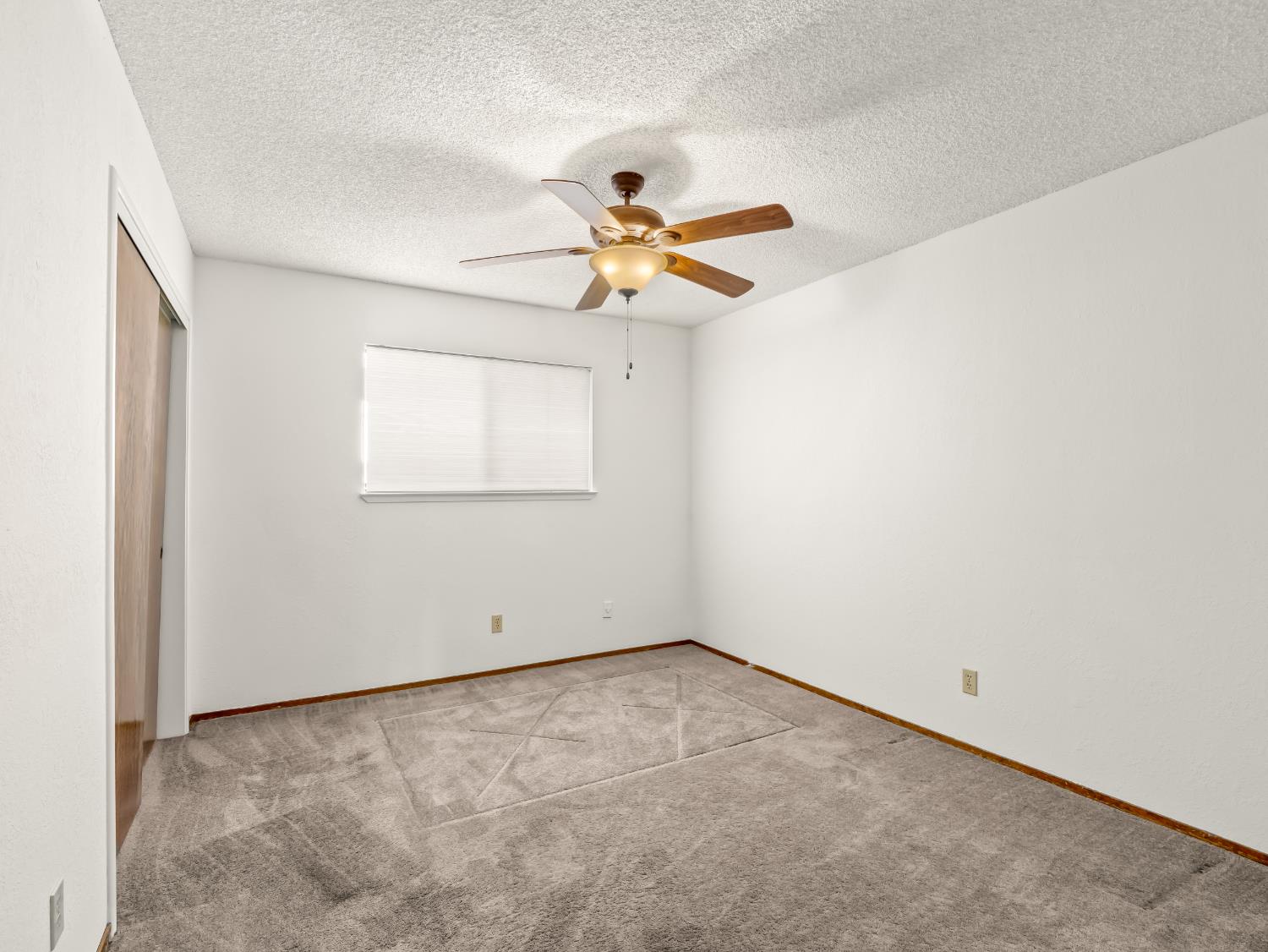 3006 S Vintage Street