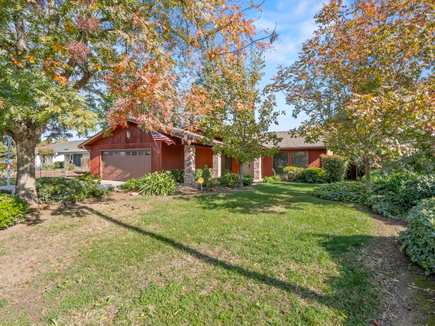 3006 S Vintage Street