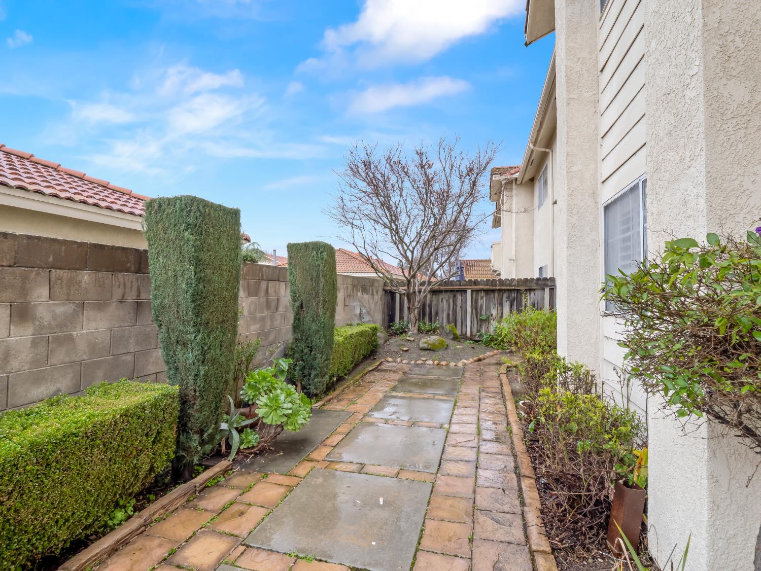 1542 E Alluvial Avenue # 137