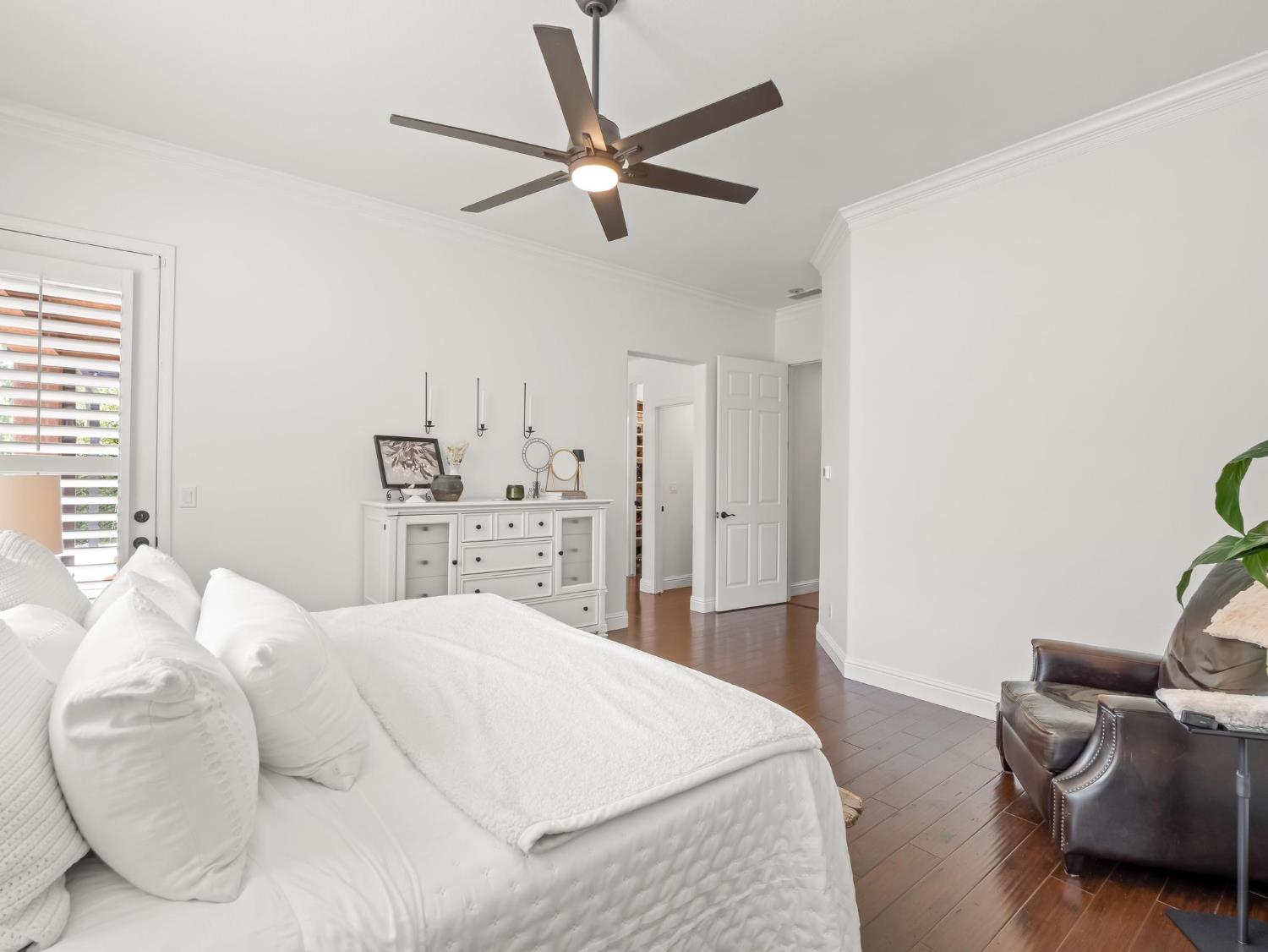 3524 Prescott Avenue