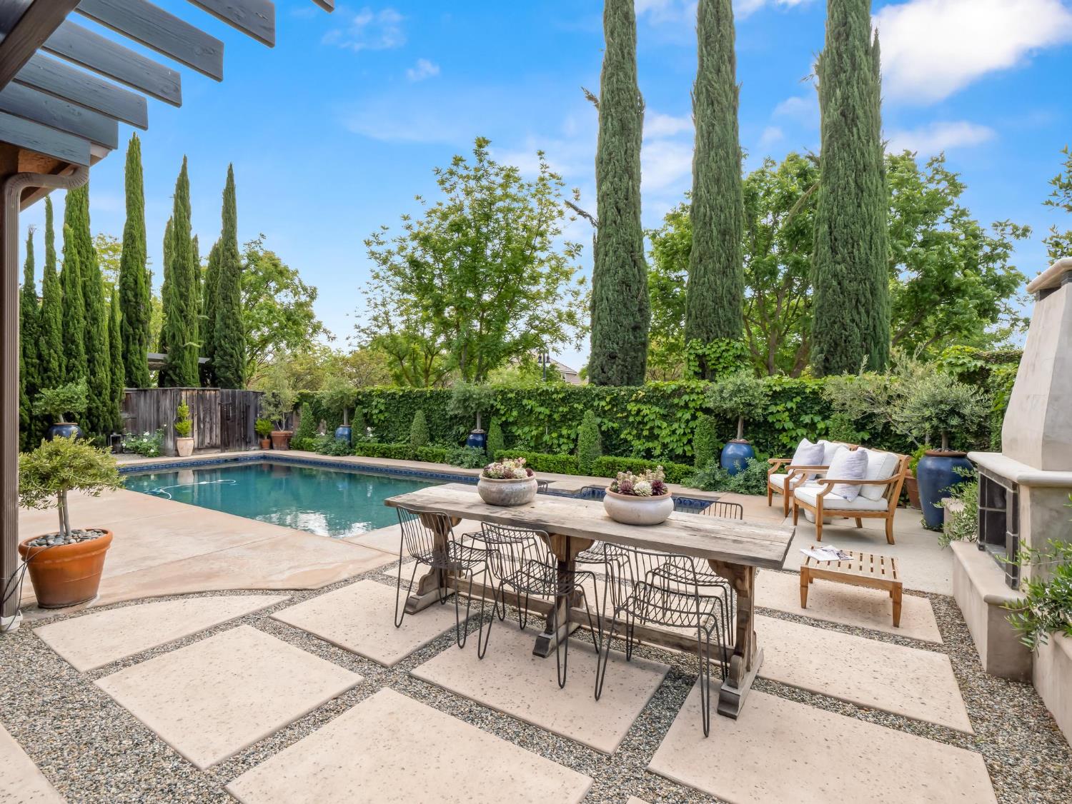 3524 Prescott Avenue