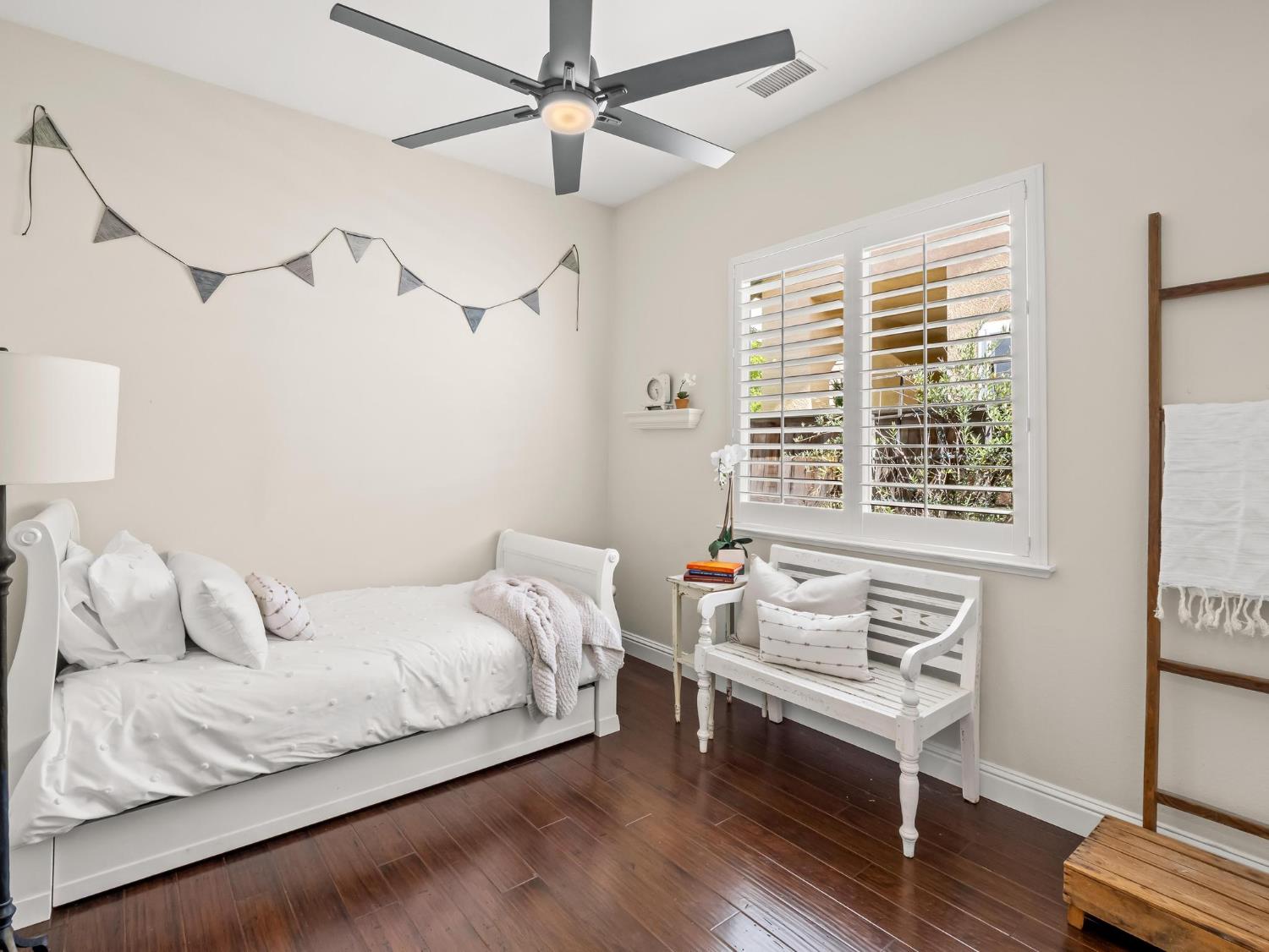 3524 Prescott Avenue