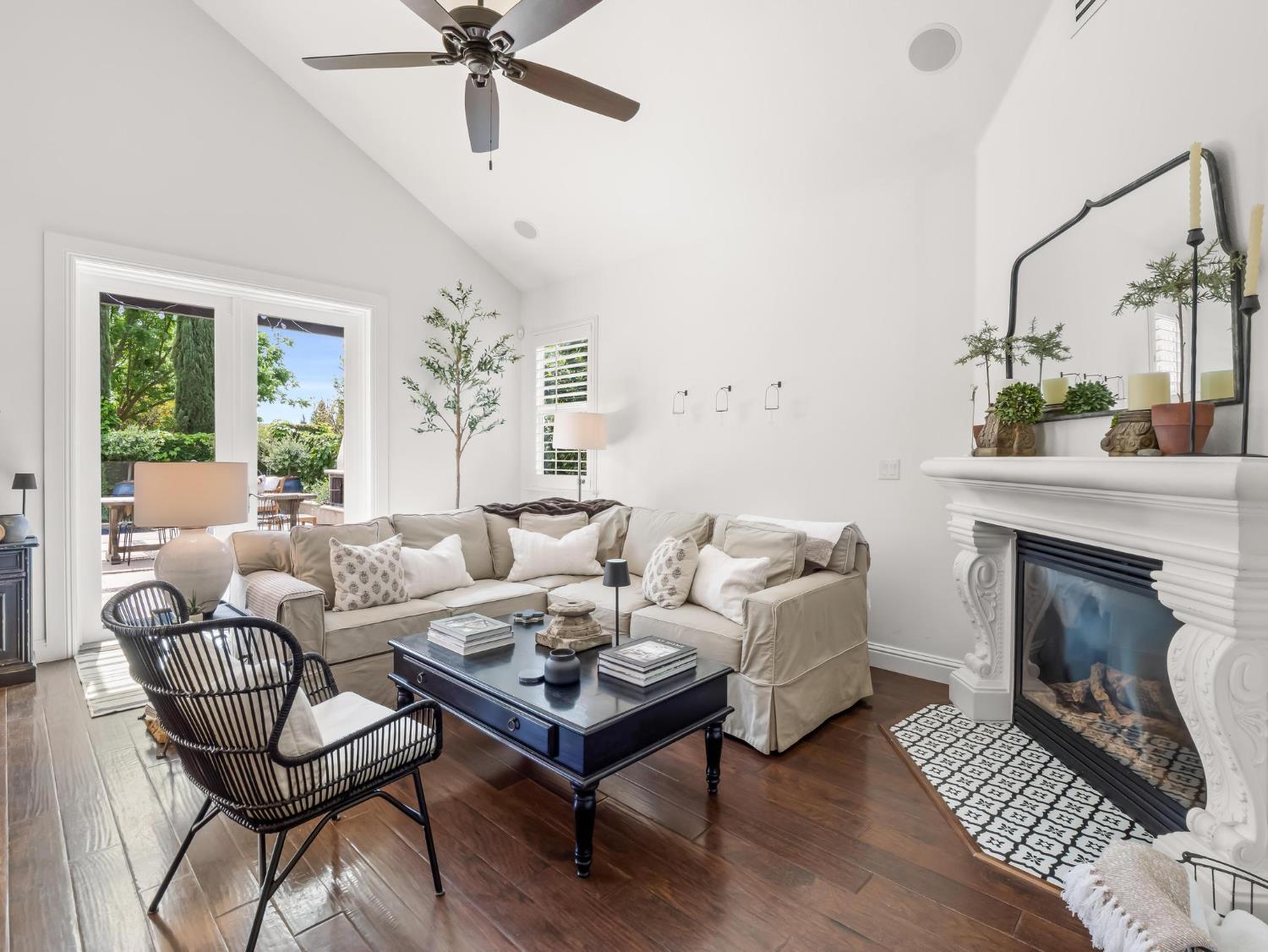 3524 Prescott Avenue