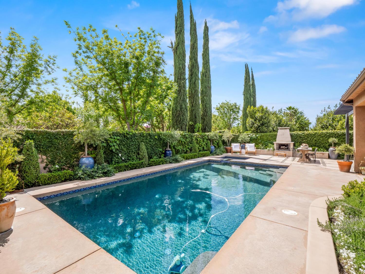 3524 Prescott Avenue