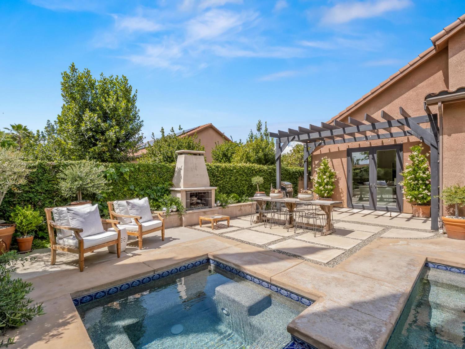 3524 Prescott Avenue