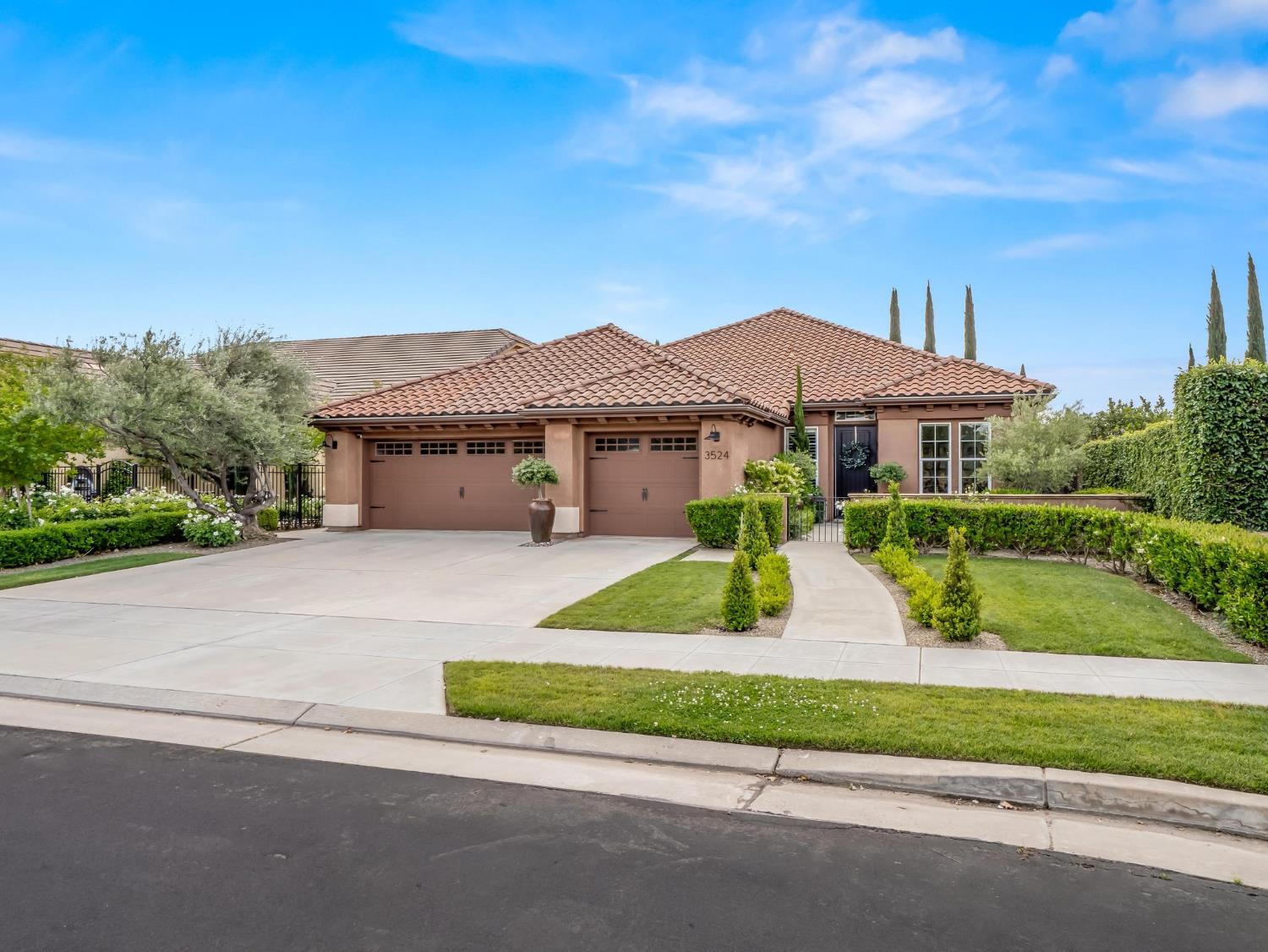 3524 Prescott Avenue