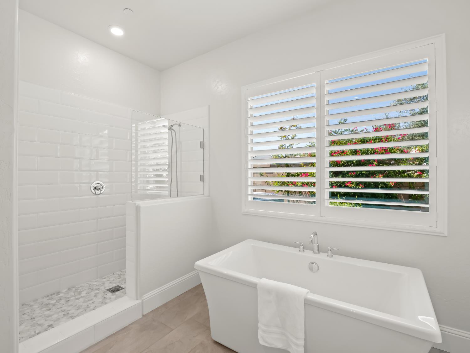 384 Sentinel Drive
