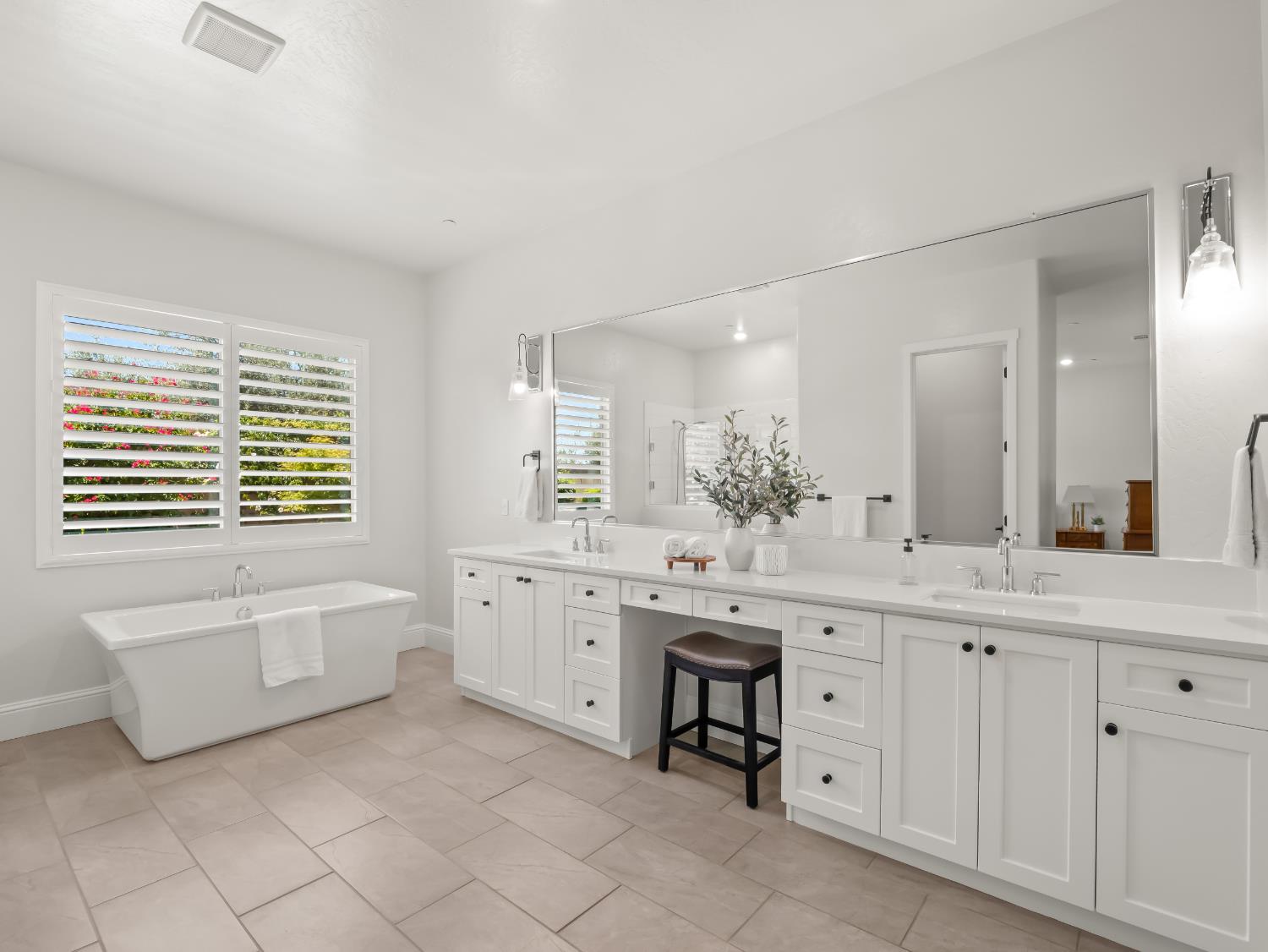 384 Sentinel Drive