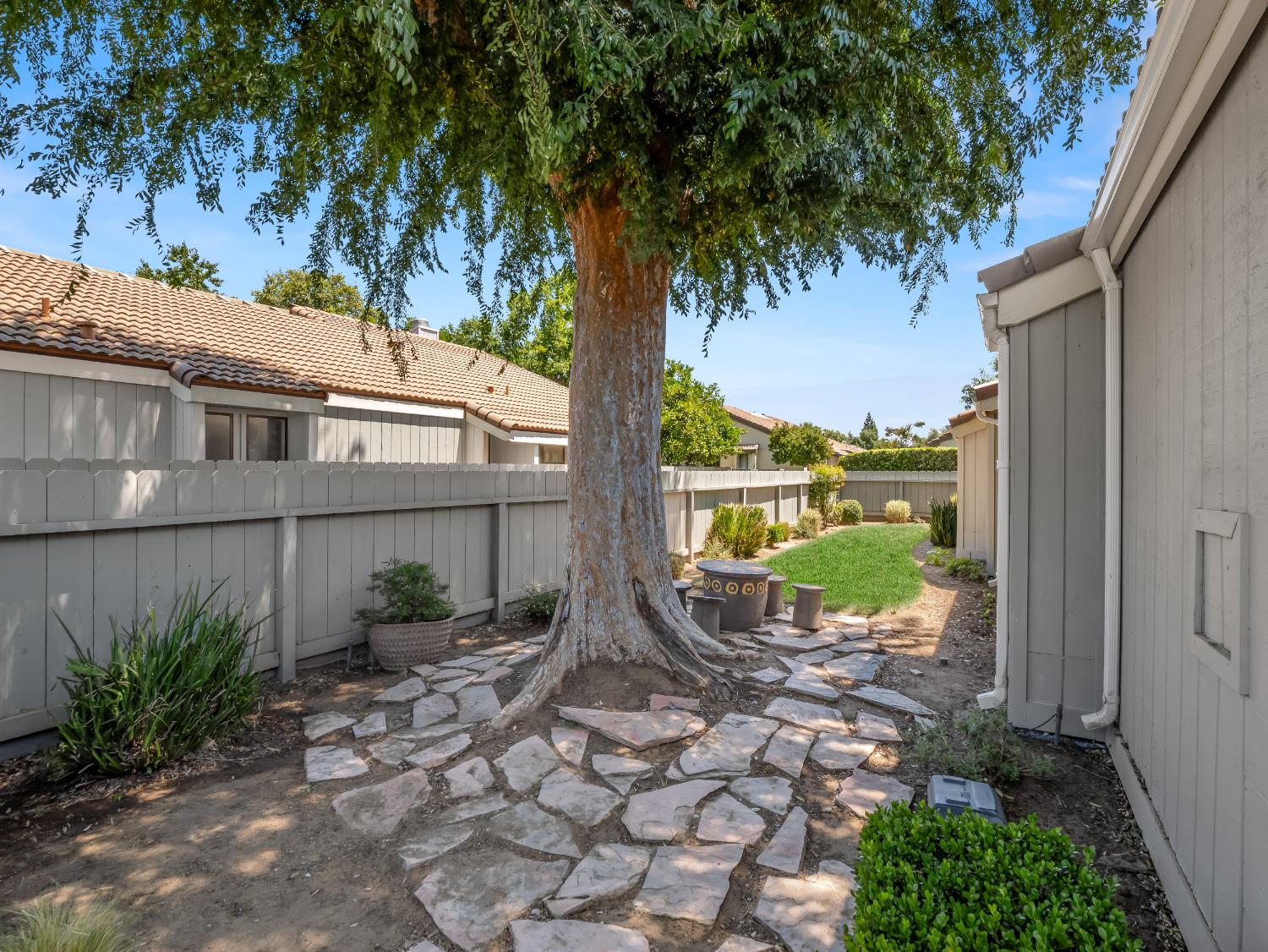 1872 Cougar Lane