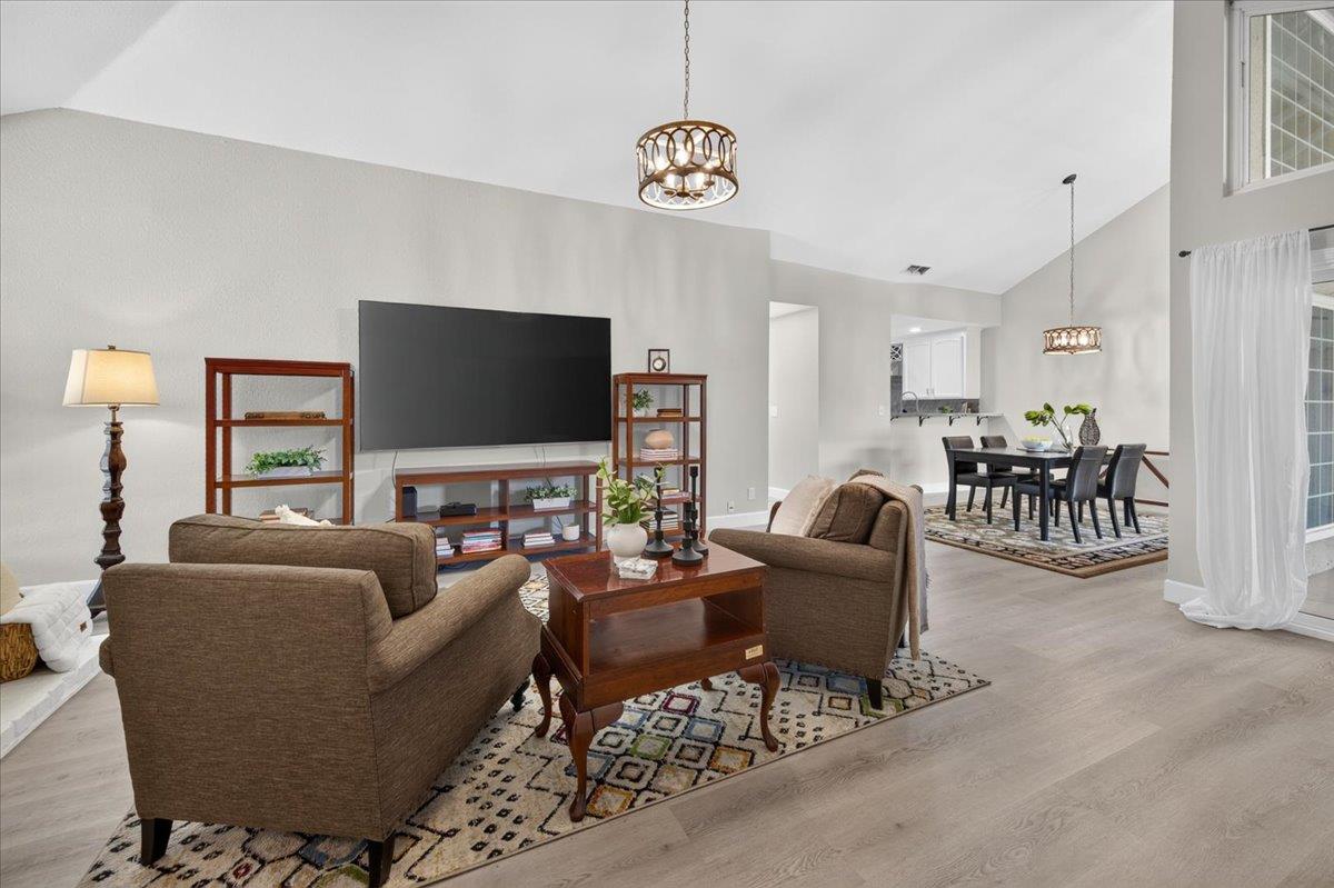 315 E Nees Avenue # 117