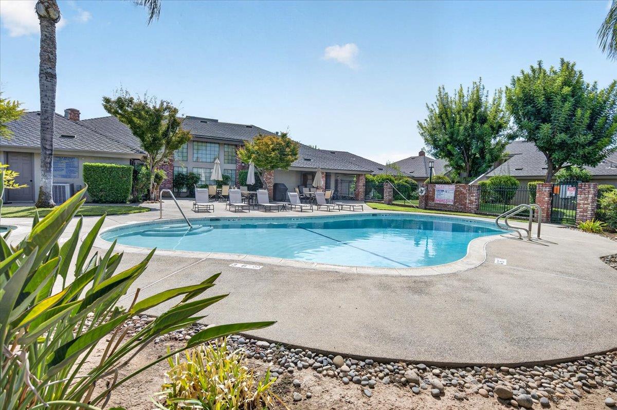315 E Nees Avenue # 117