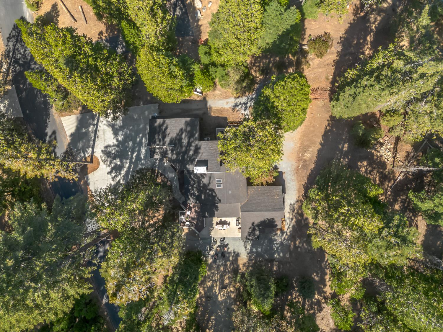 39411 Pond Lane
