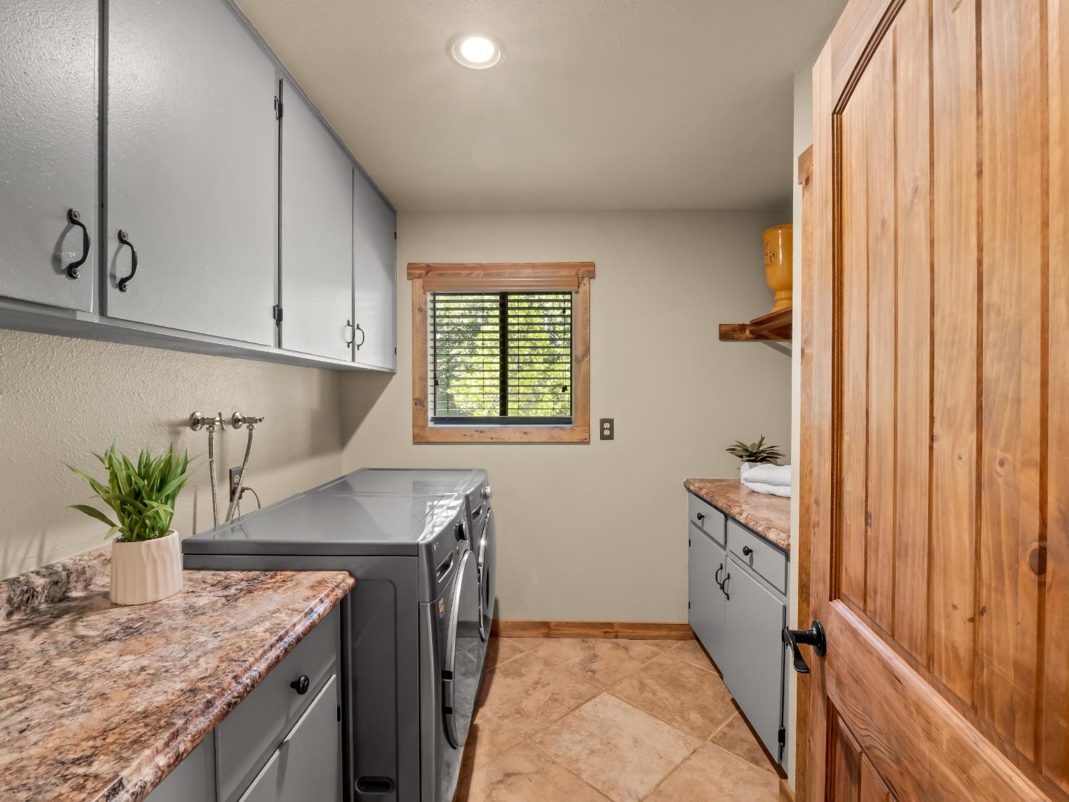 39411 Pond Lane