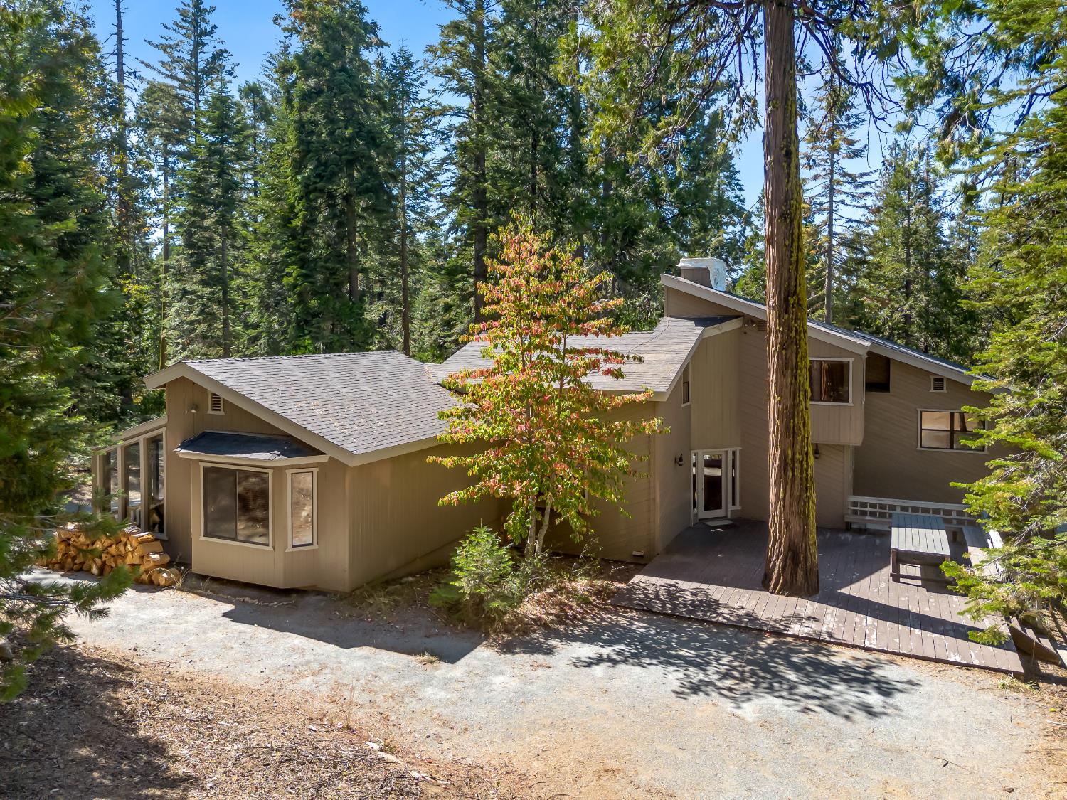 39411 Pond Lane