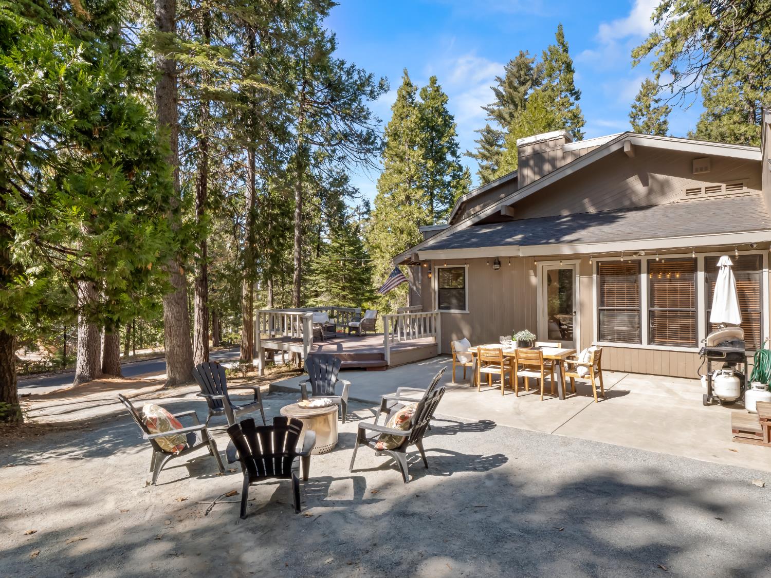 39411 Pond Lane