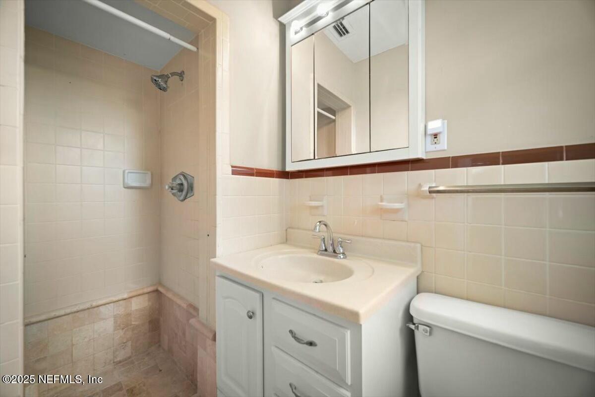 8442 SAN MARTARRO Drive W