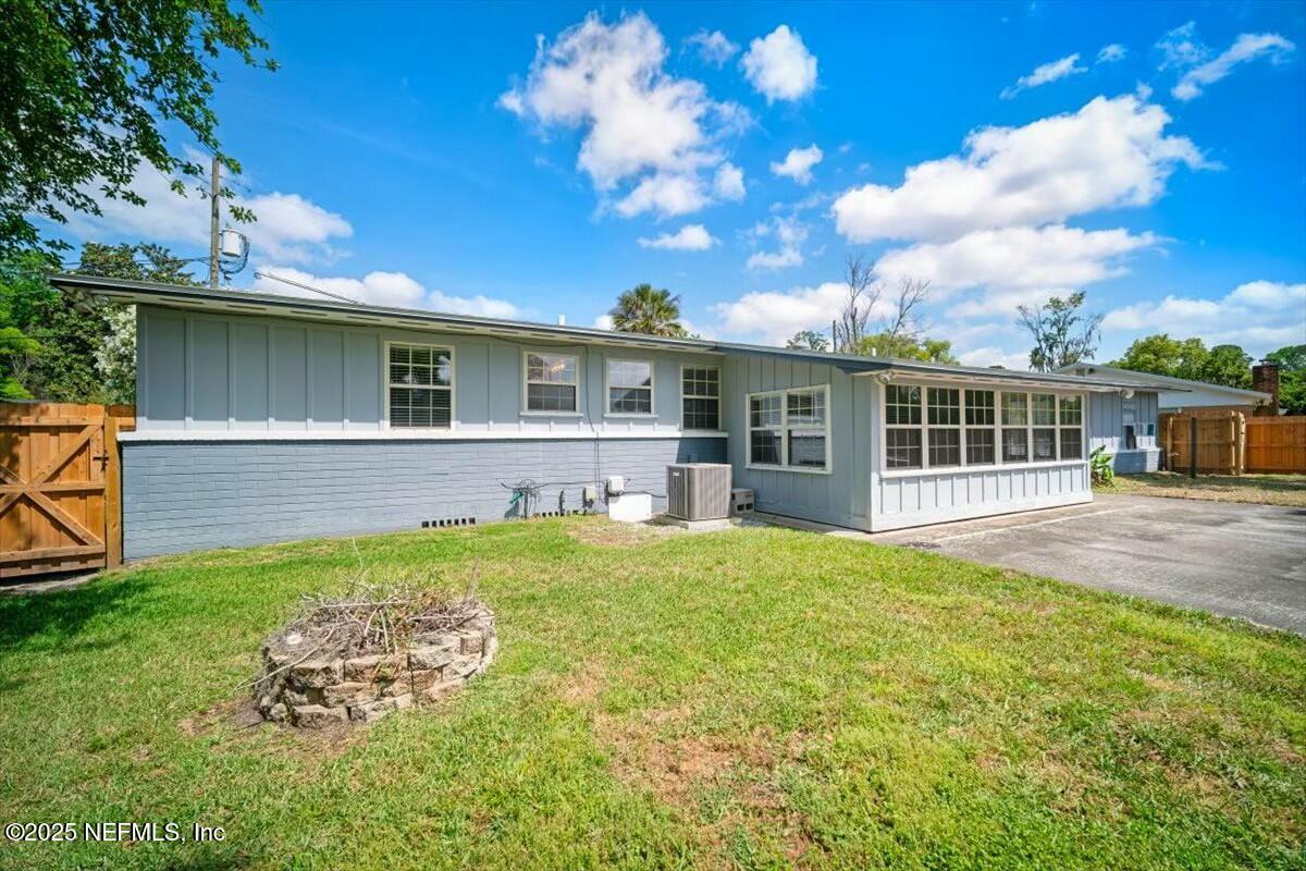 8442 SAN MARTARRO Drive W