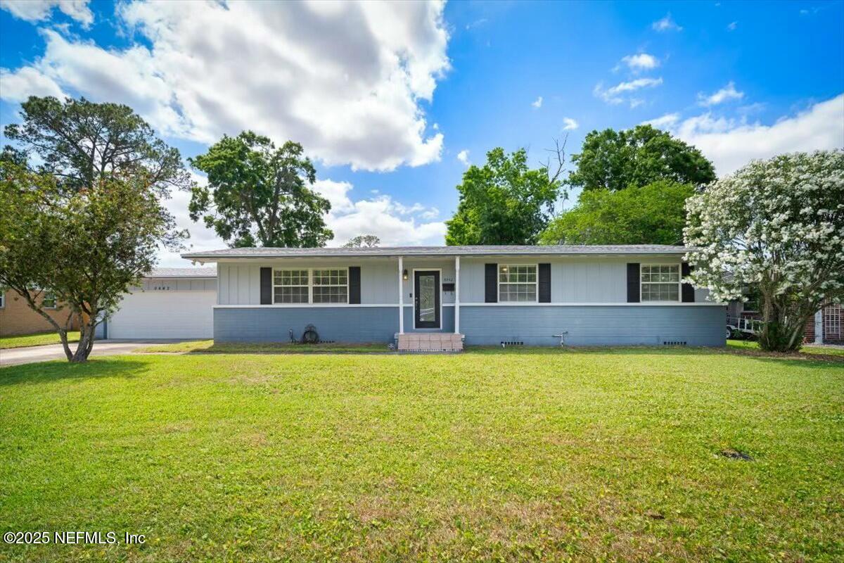 8442 SAN MARTARRO Drive W