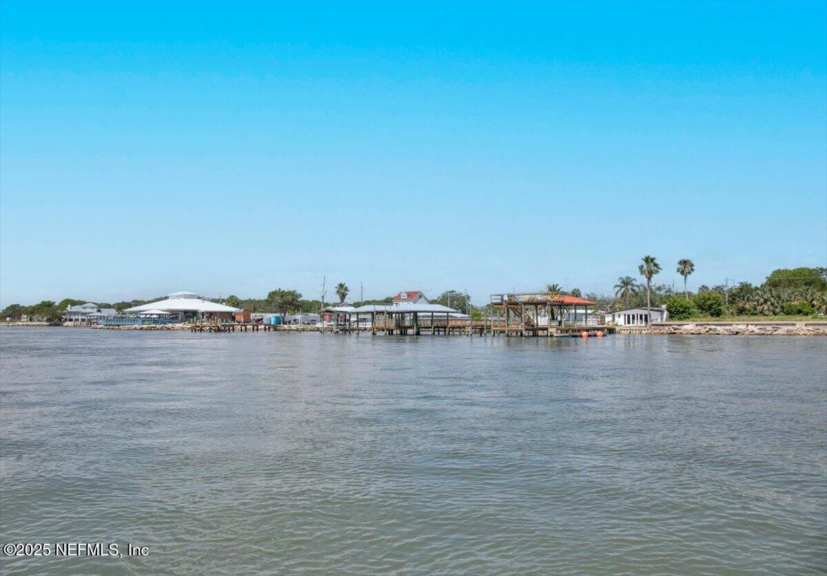 9752 HECKSCHER Drive