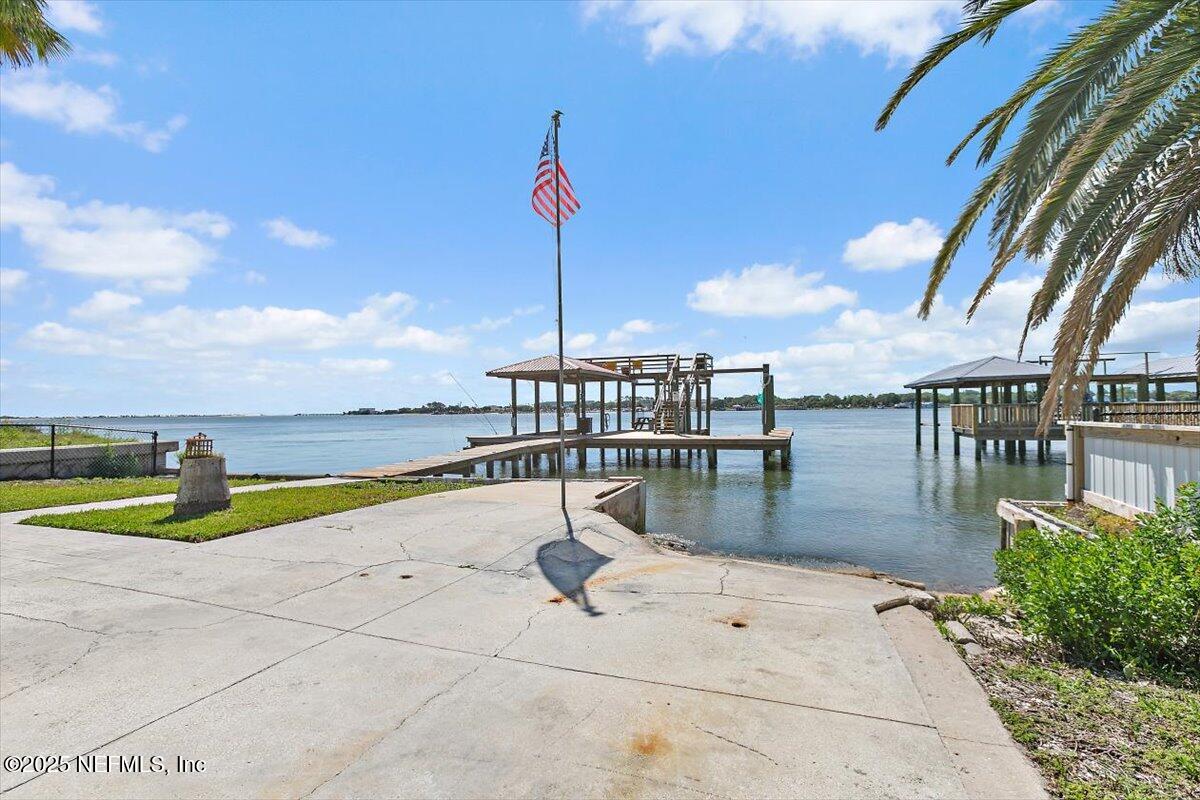 9752 HECKSCHER Drive