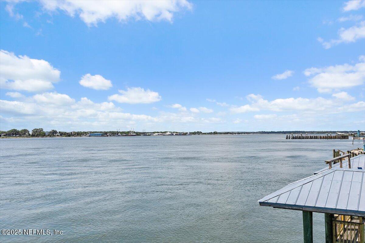 9752 HECKSCHER Drive