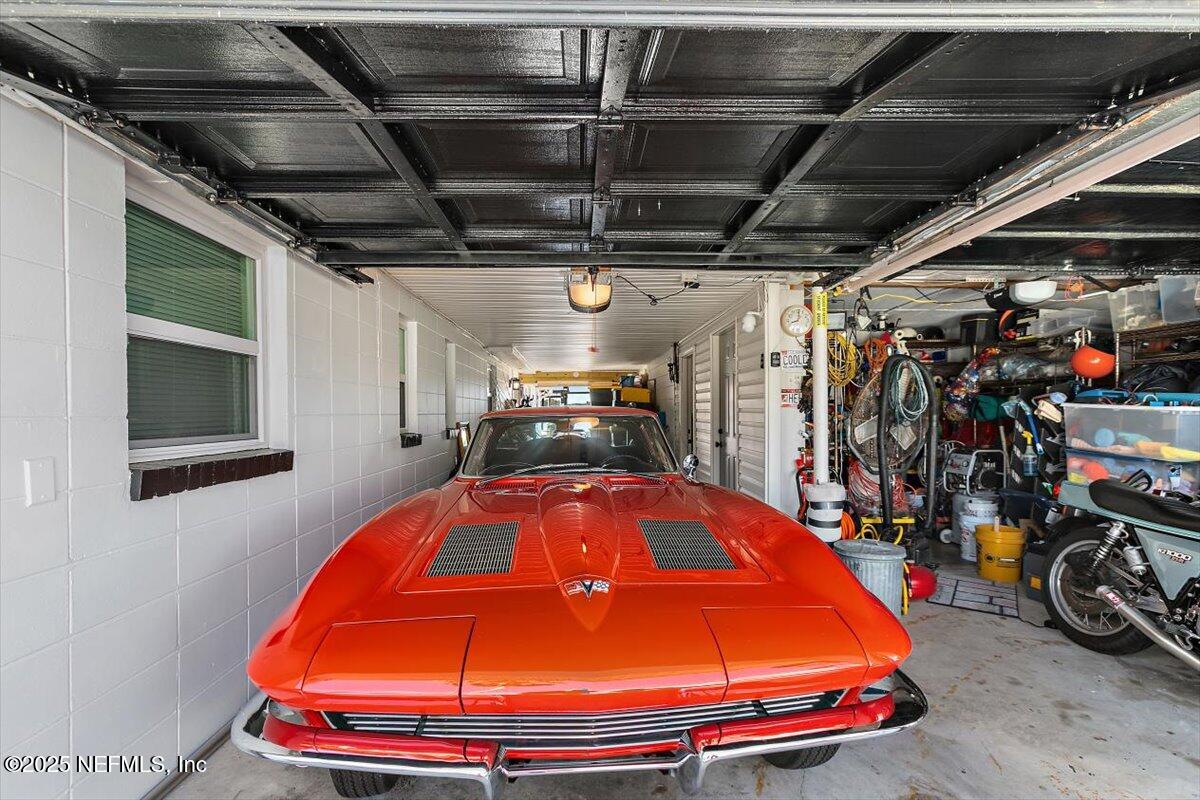 9752 HECKSCHER Drive