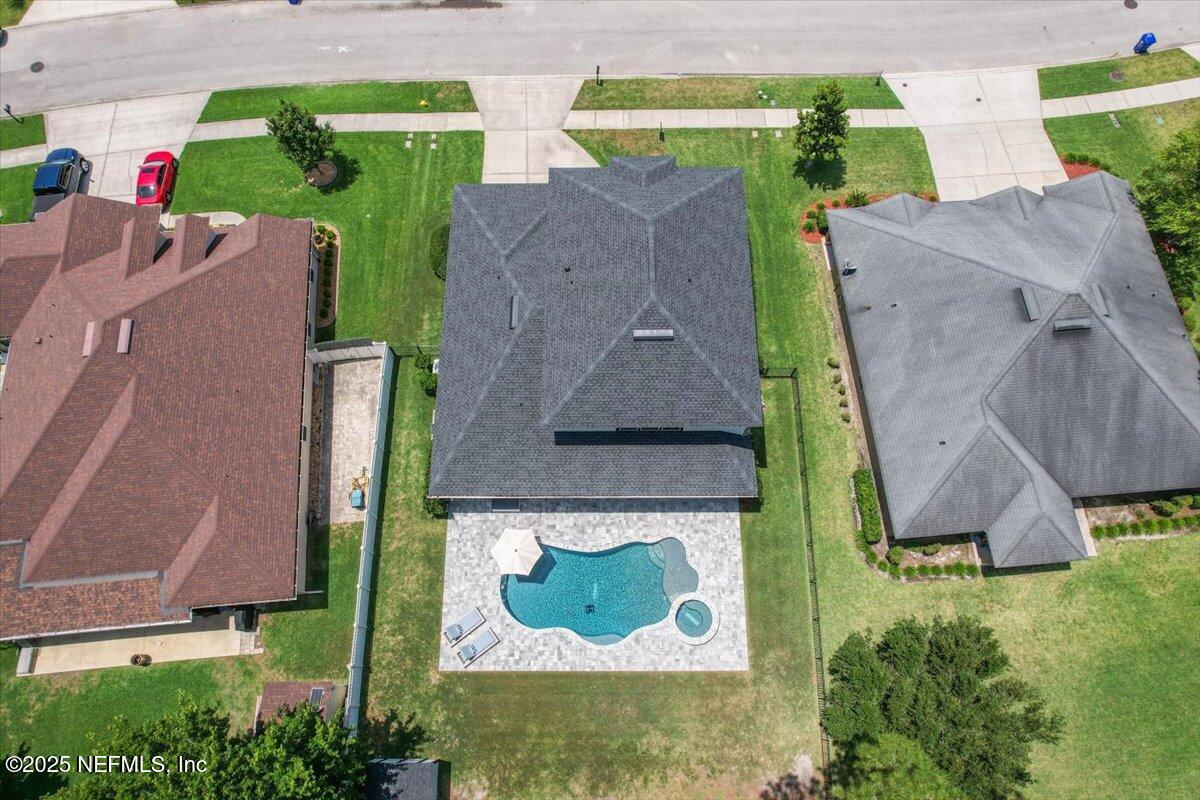 183 SCOTLAND YARD Boulevard