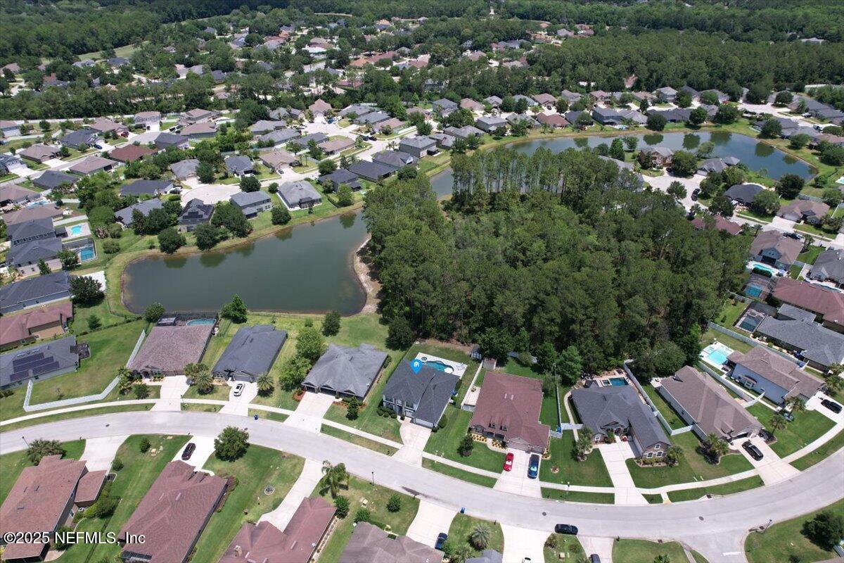 183 SCOTLAND YARD Boulevard